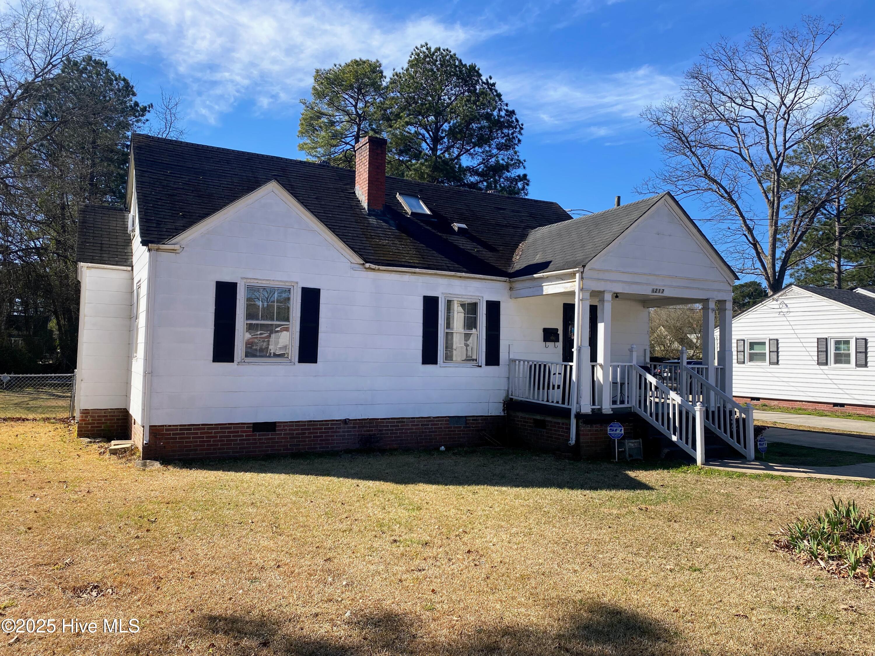 1217 Tarboro Street Property Photo 4