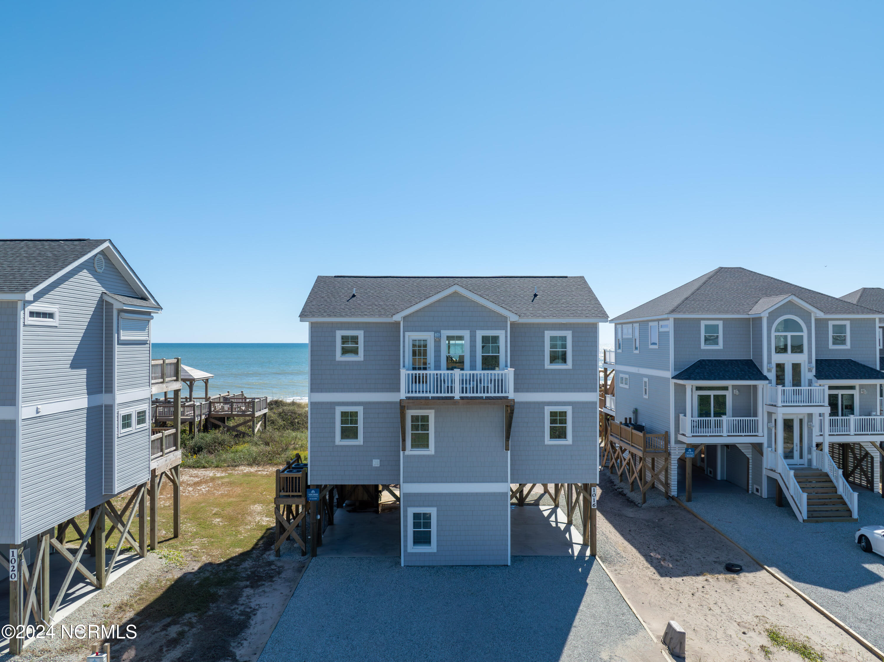 1016 New River Inlet Road Property Photo 1