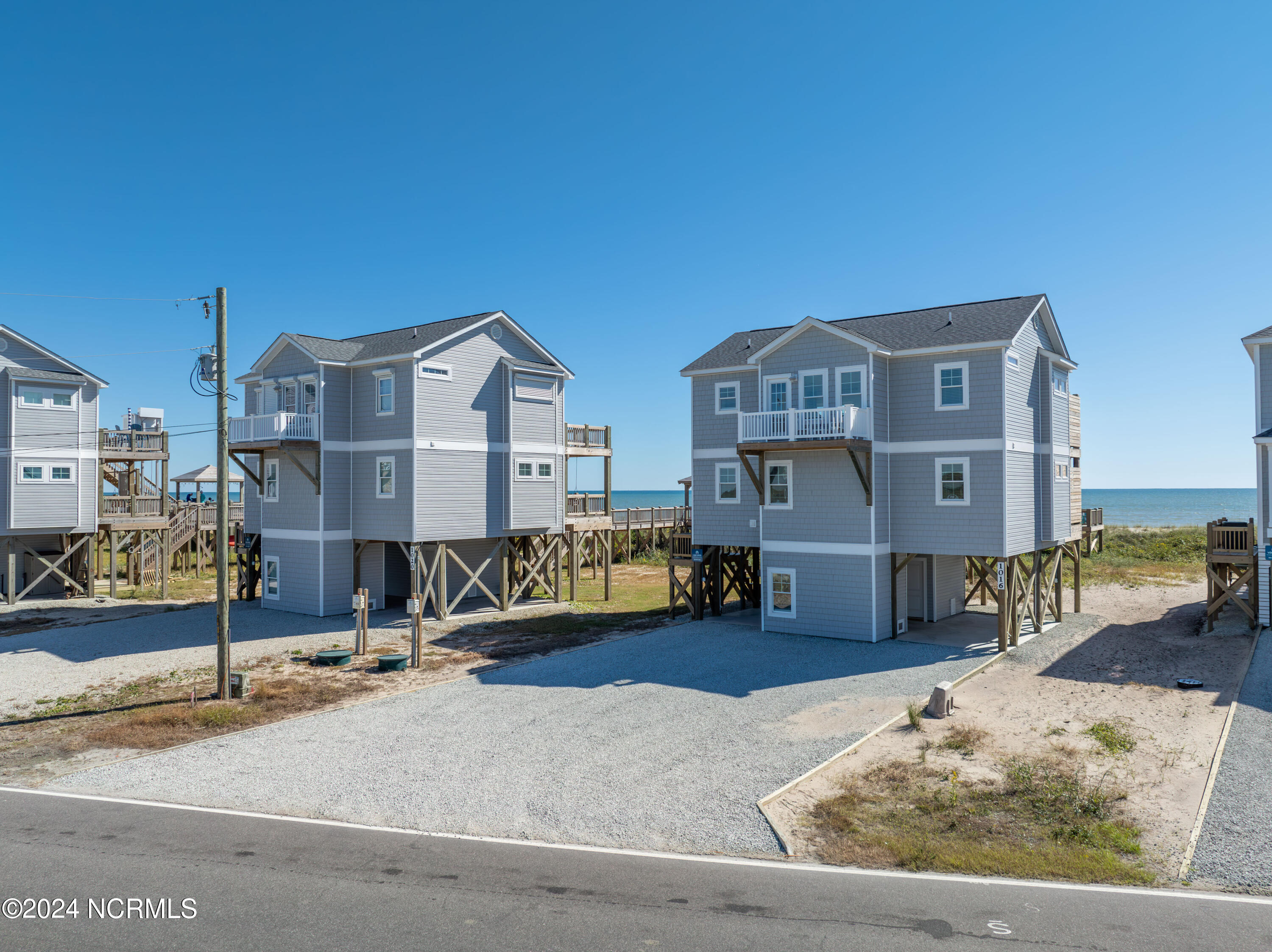 1016 New River Inlet Road Property Photo 2