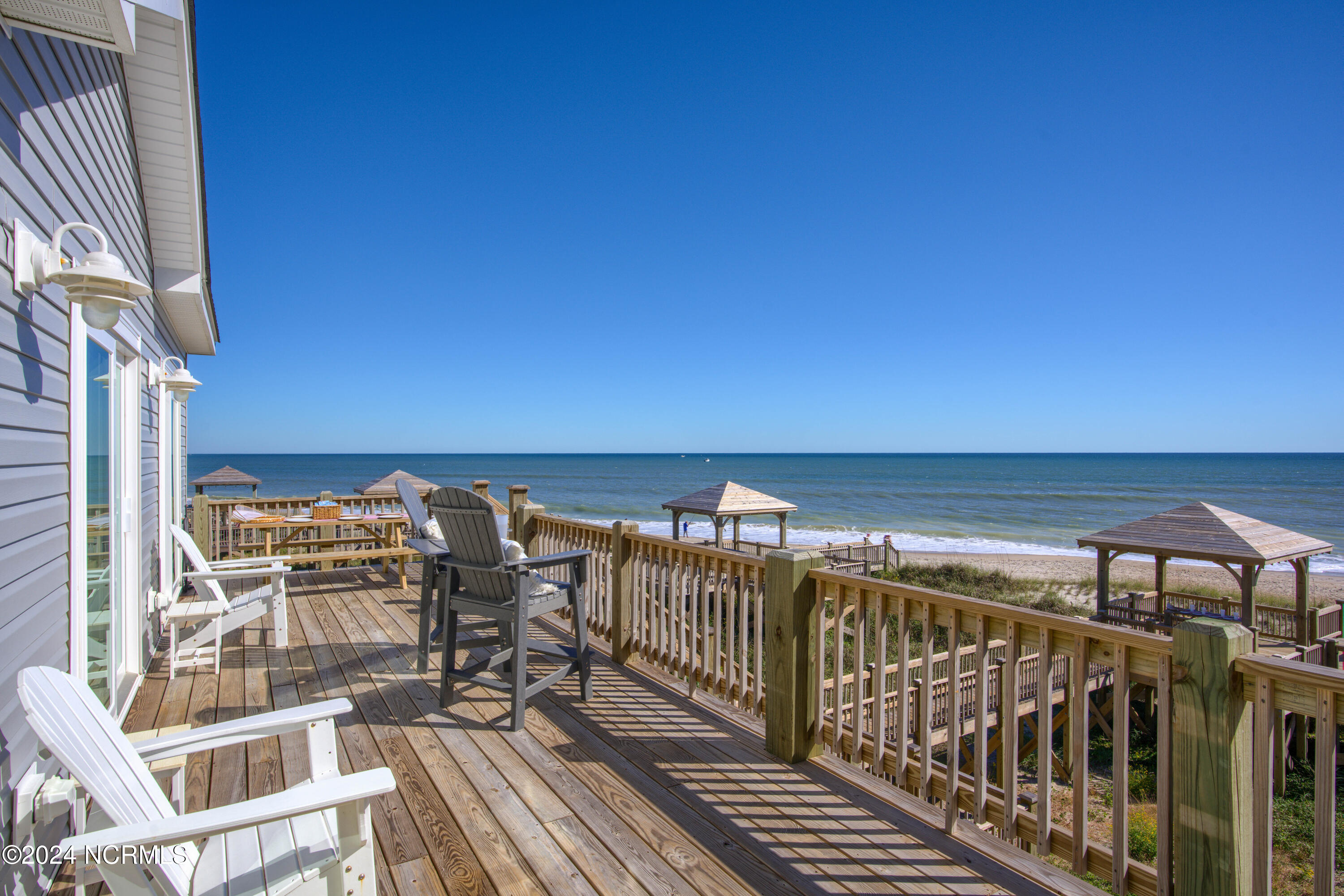 1016 New River Inlet Road Property Photo 14