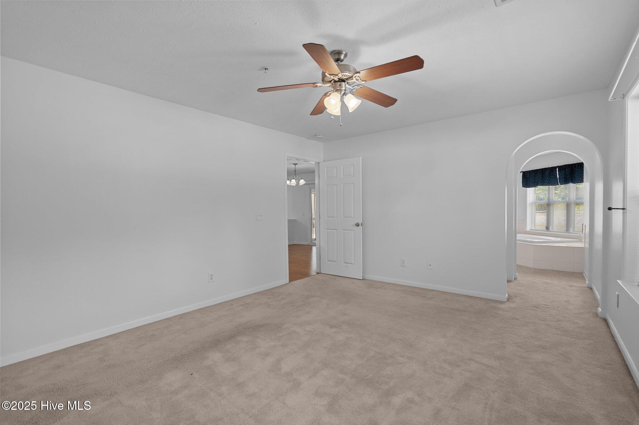 633 Spencer Farlow Drive 12 Property Photo 14