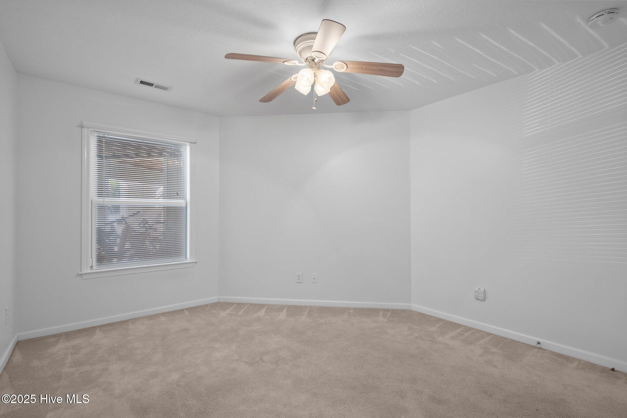 633 Spencer Farlow Drive 12 Property Photo 21
