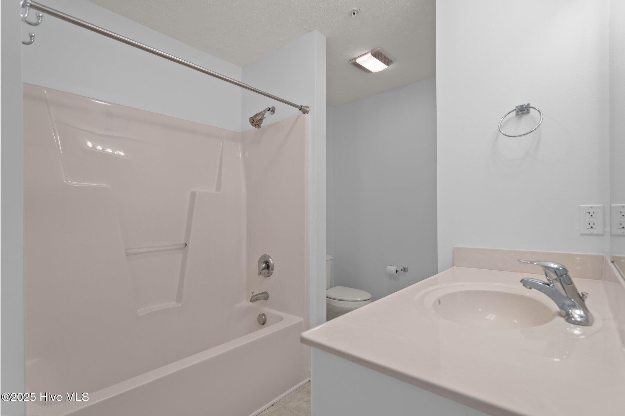 633 Spencer Farlow Drive 12 Property Photo 23