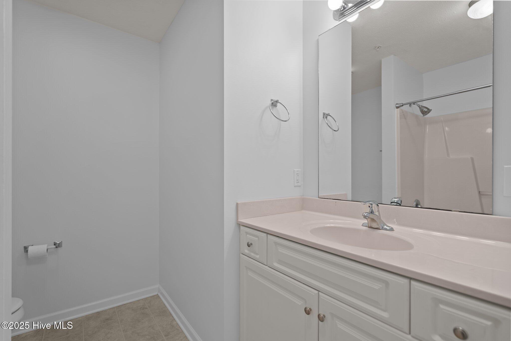 633 Spencer Farlow Drive 12 Property Photo 24
