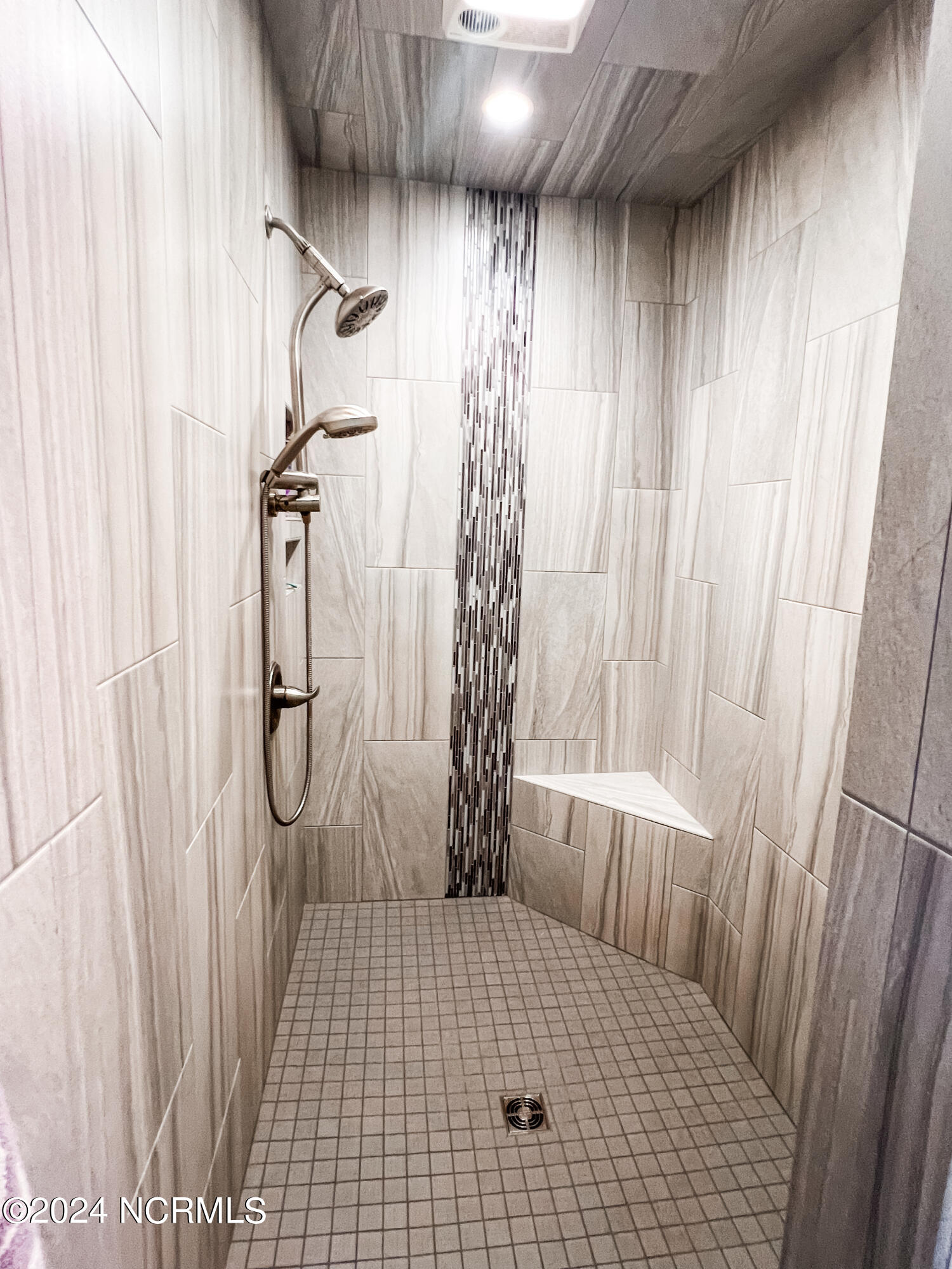 1108 Robin Hill Road Property Photo 22