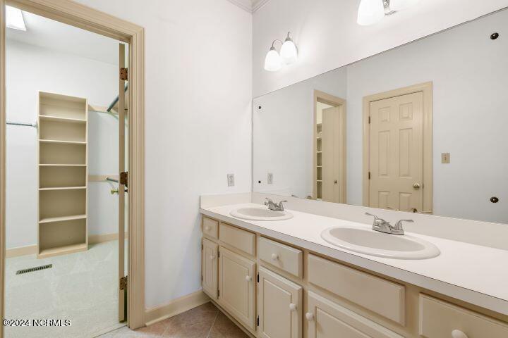 1301 Cambridge Road Property Photo 20