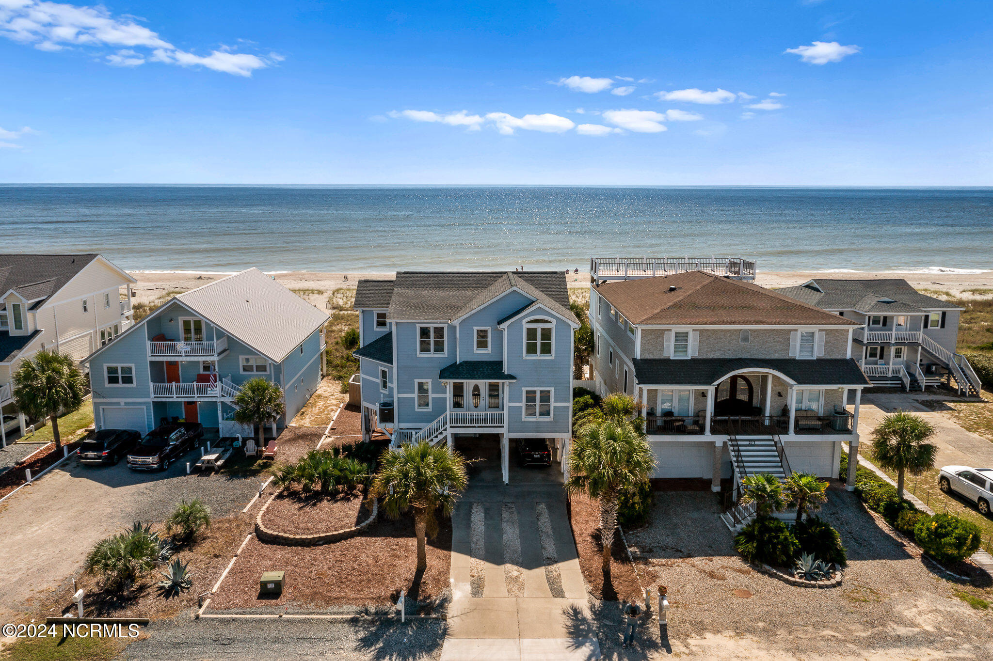 211 Ocean Boulevard Property Photo 2