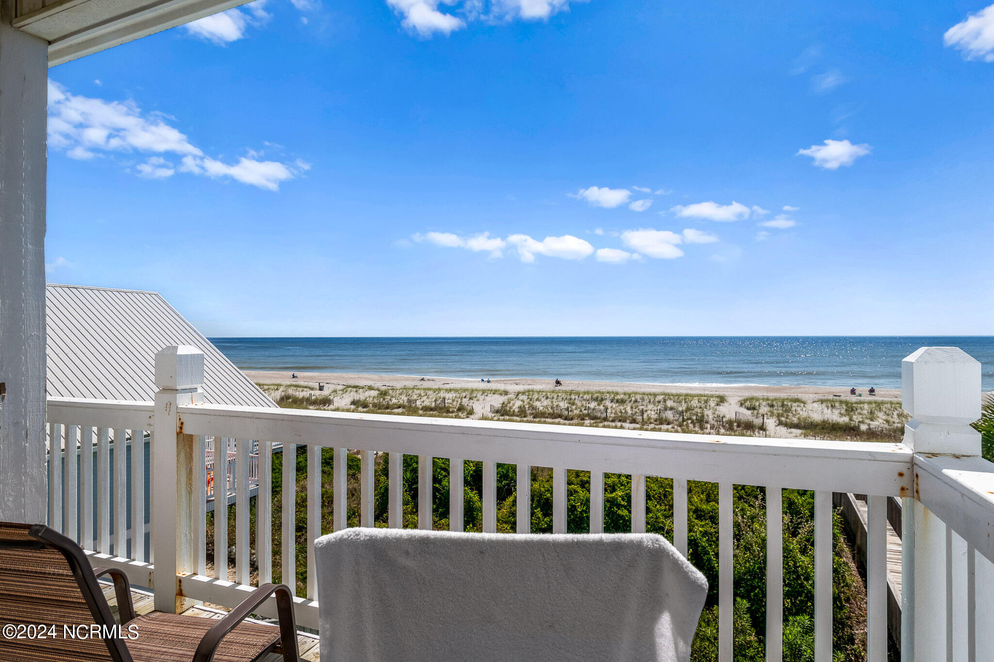 211 Ocean Boulevard Property Photo 10