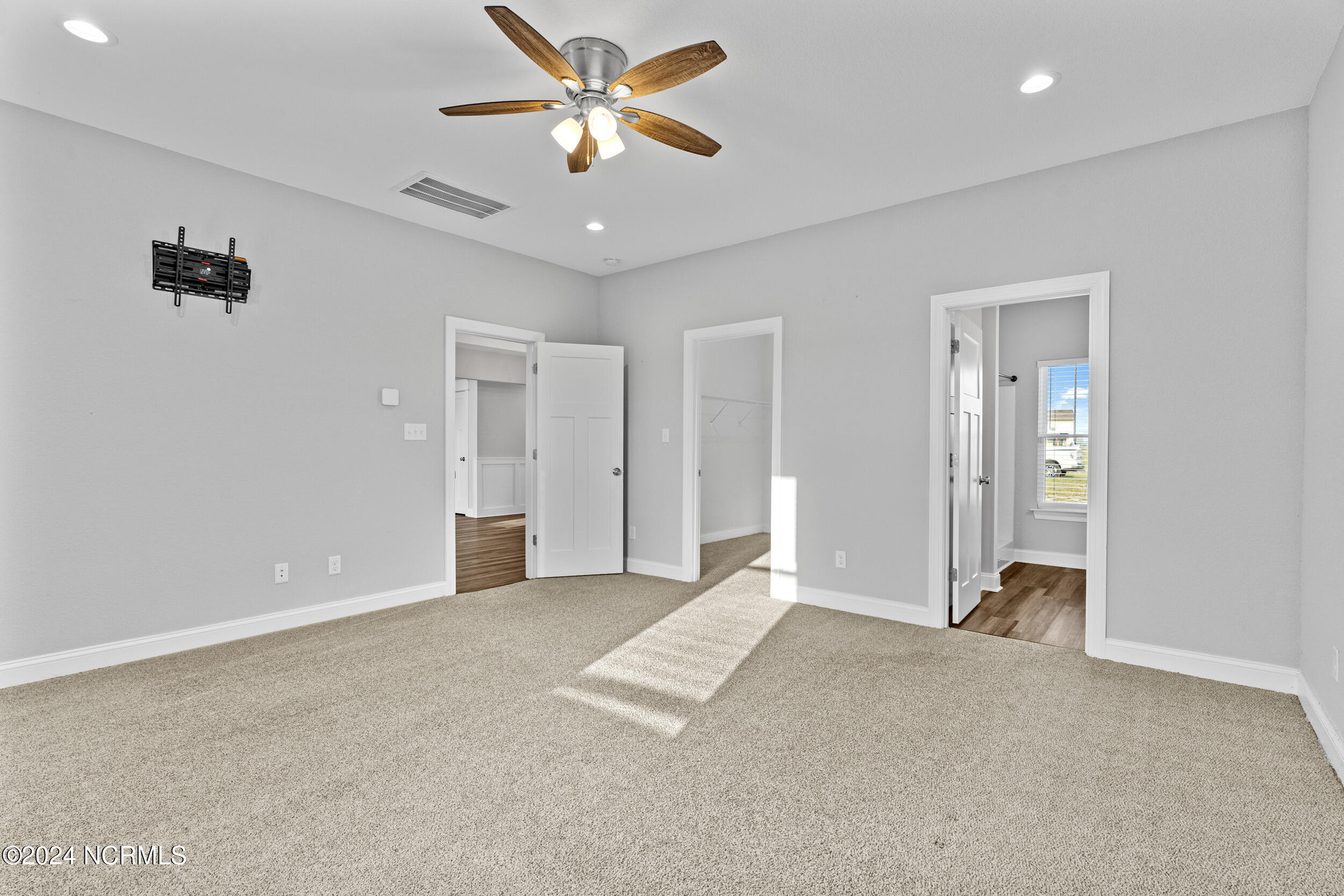 438 N Indiantown Road Property Photo 26
