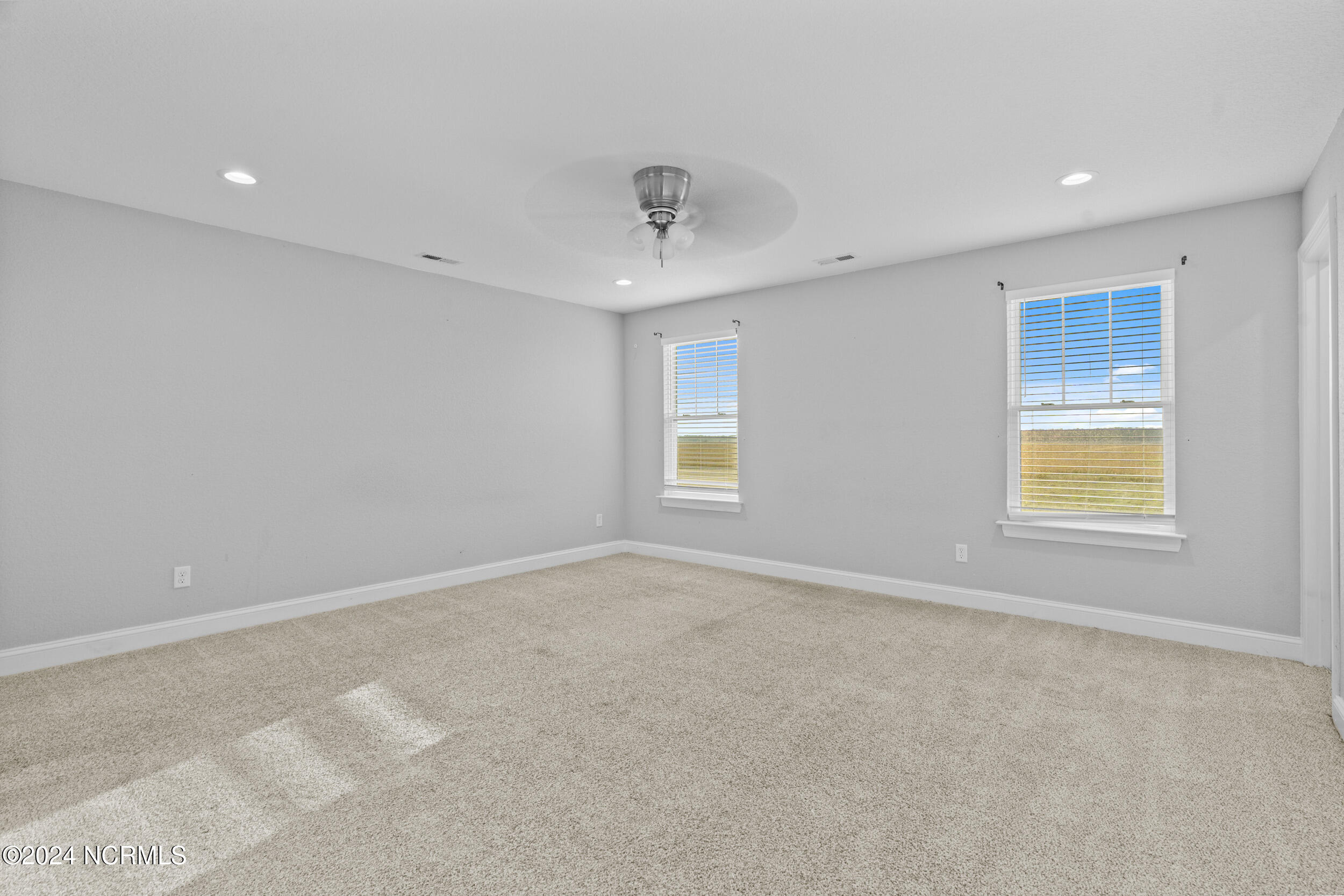 438 N Indiantown Road Property Photo 28
