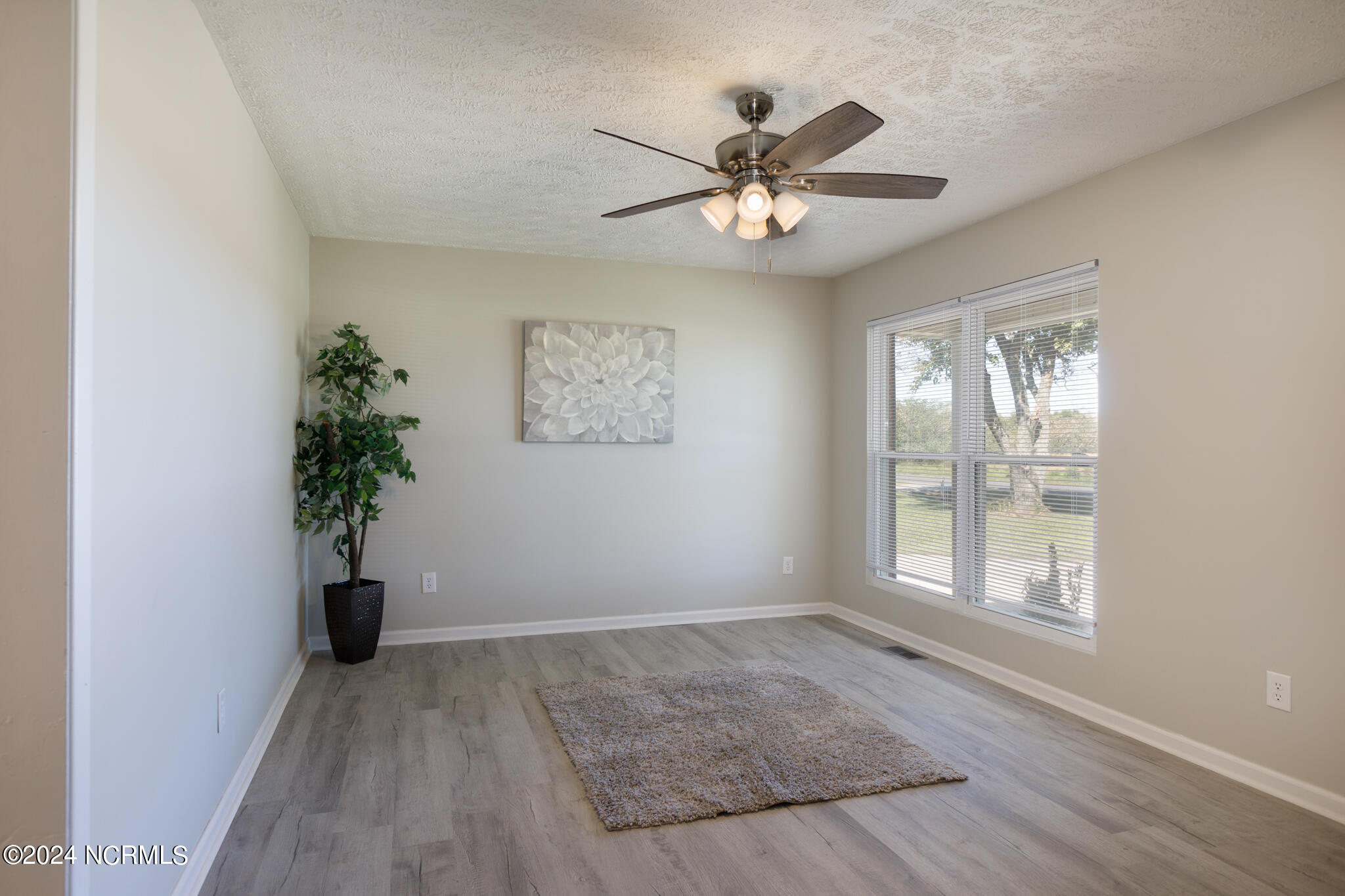 1211 Stewartsville Road Property Photo 6