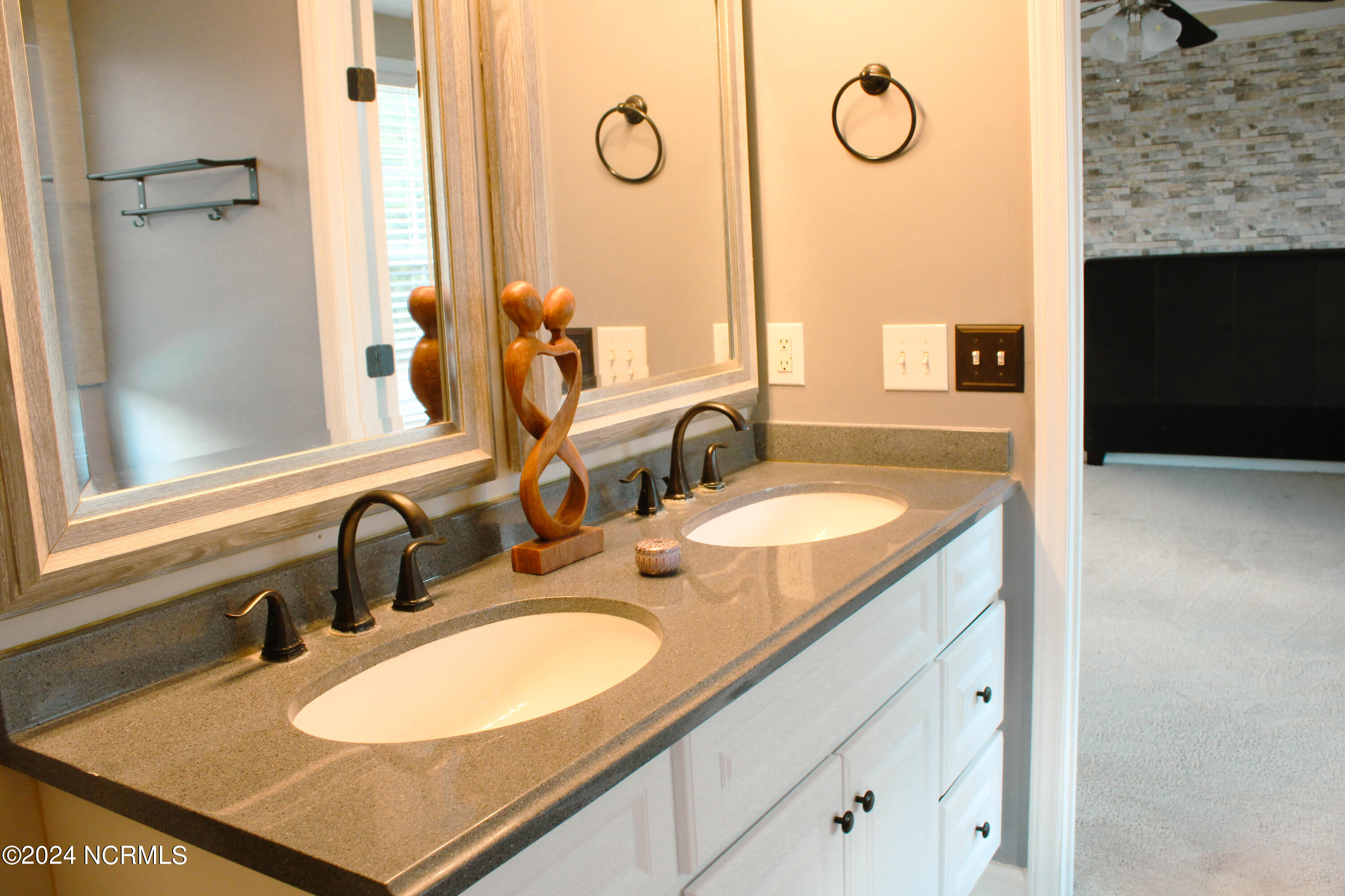 11 Parkton Court Property Photo 10