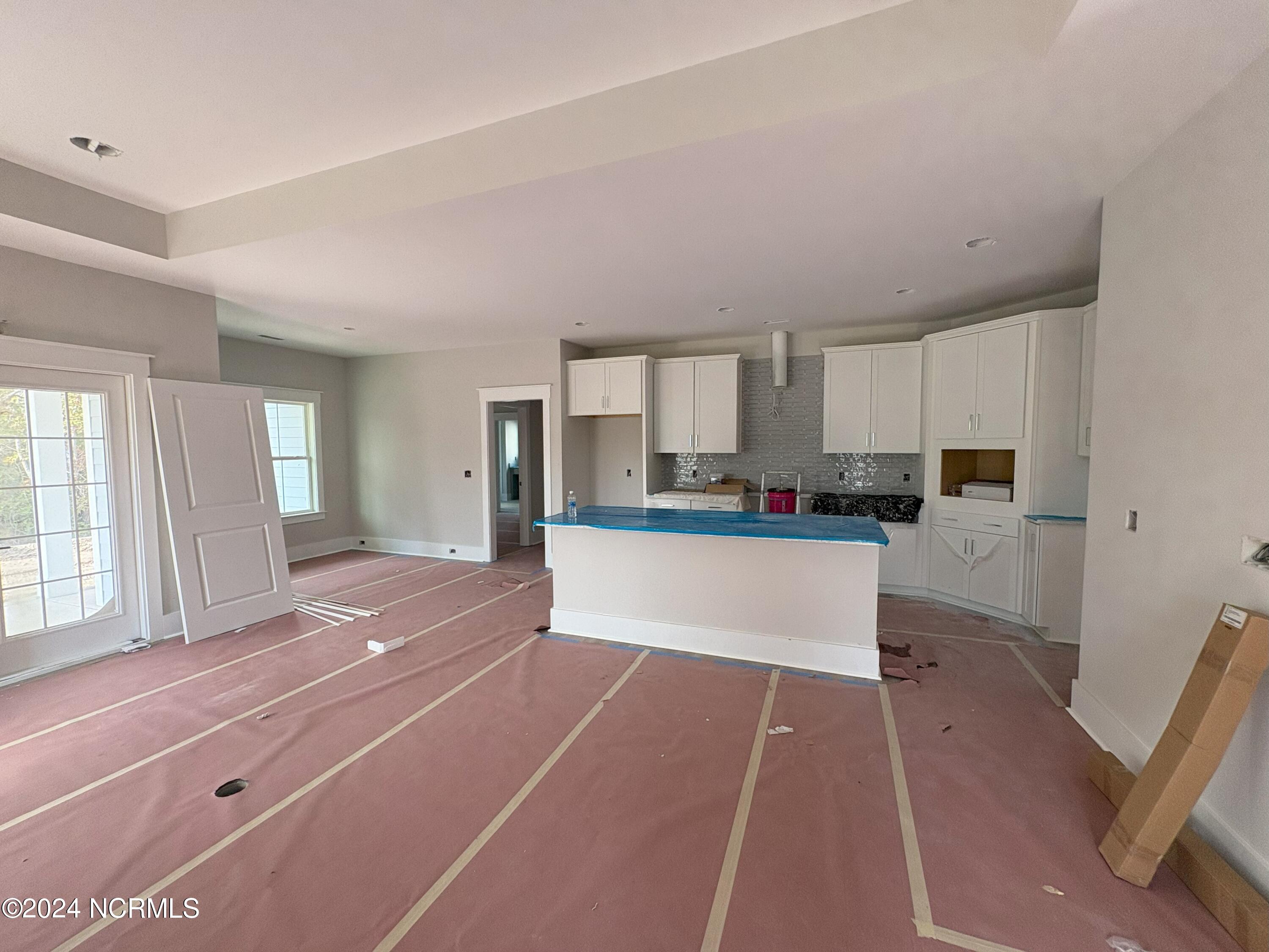 15 Streambed Way Property Photo 5