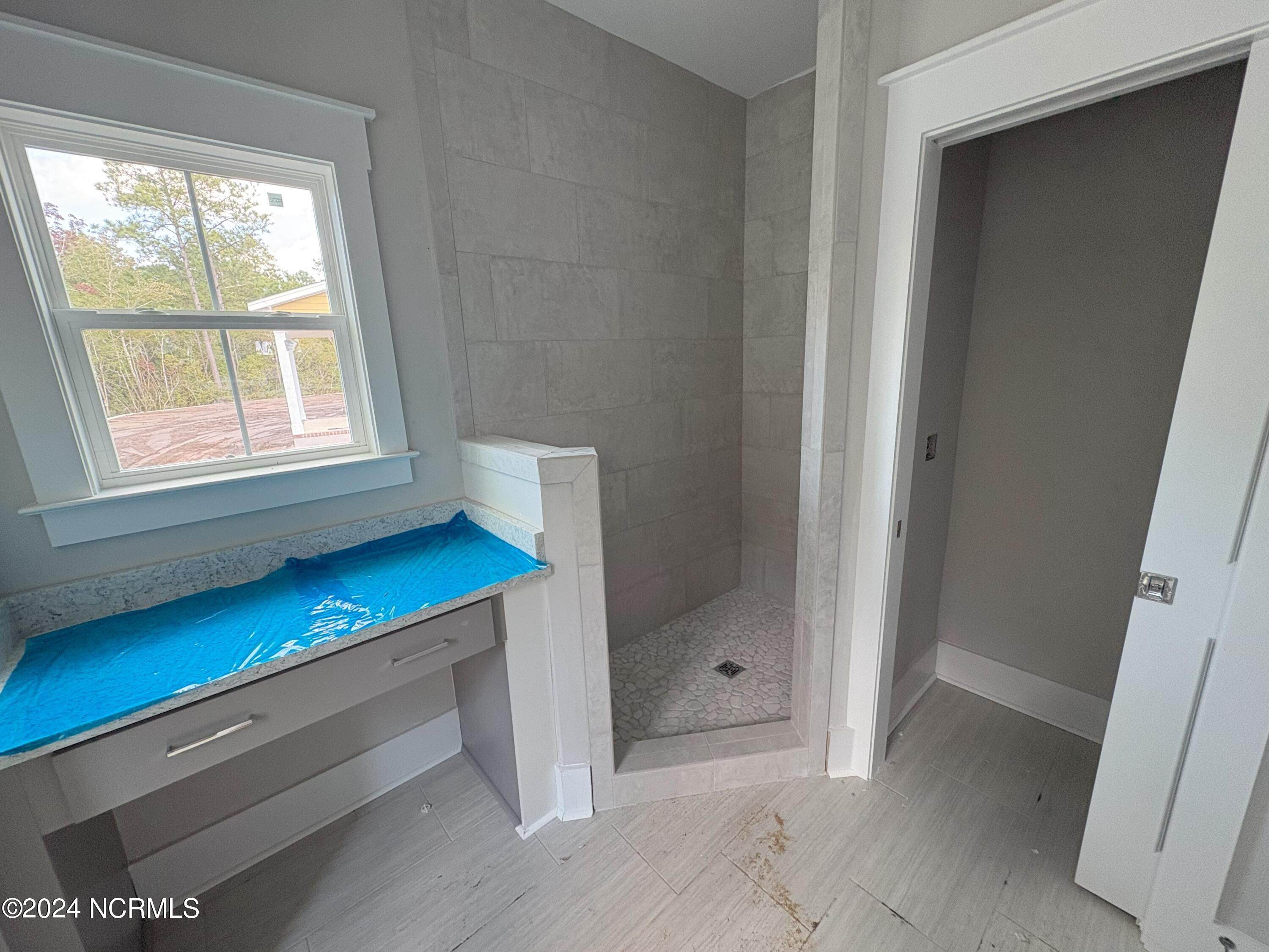 15 Streambed Way Property Photo 9