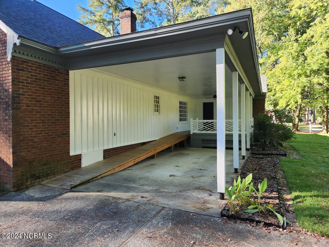 112 Westview Park Drive Property Photo 5