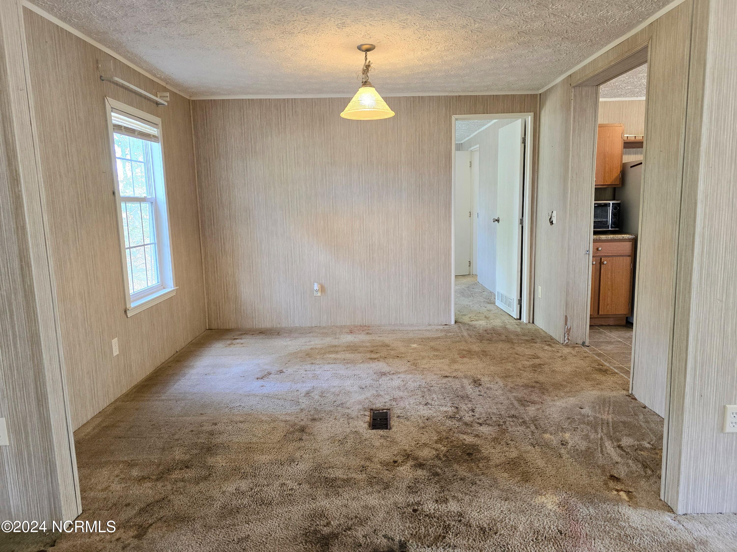 8161 Pireway Road Property Photo 16
