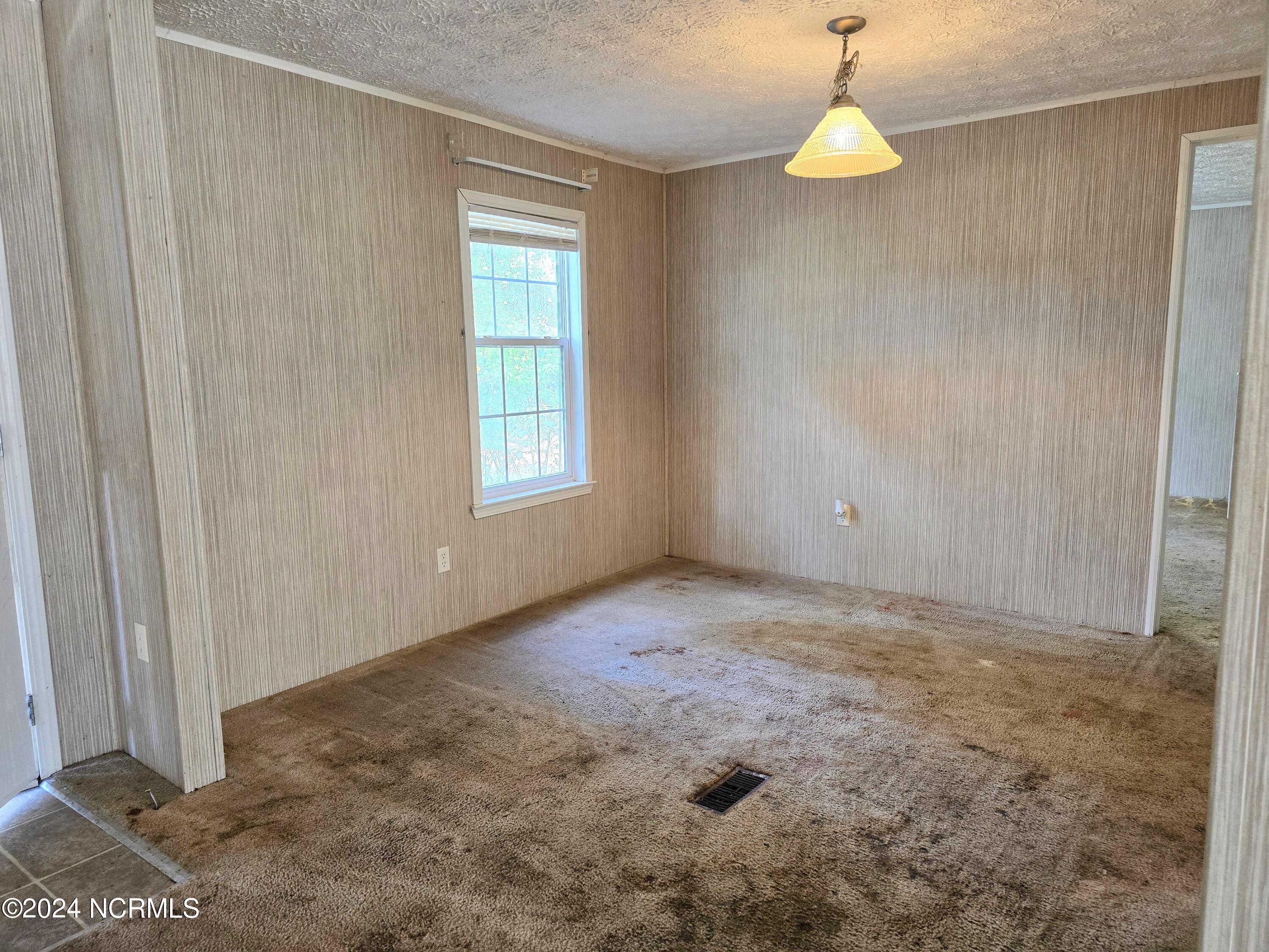 8161 Pireway Road Property Photo 17