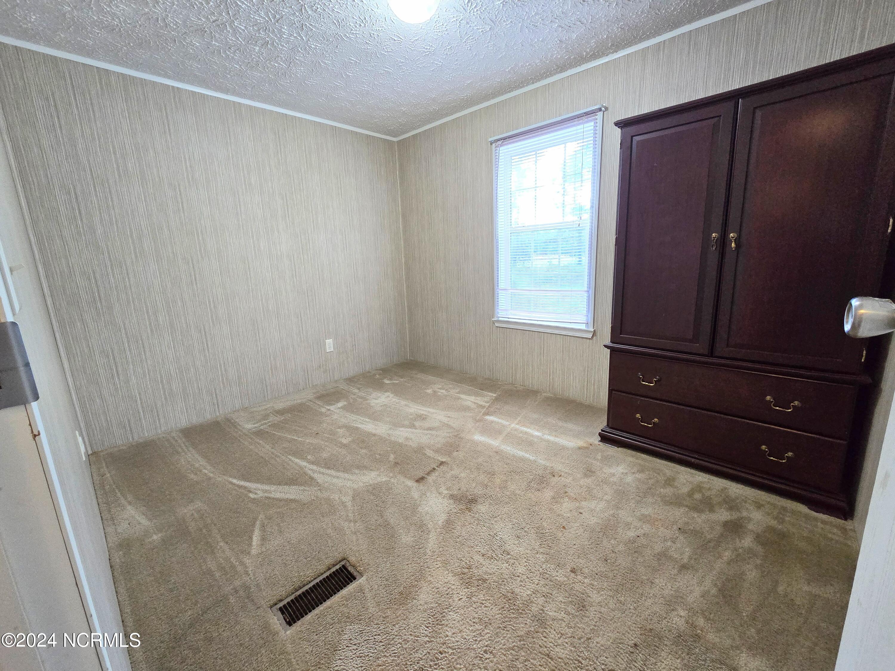 8161 Pireway Road Property Photo 25