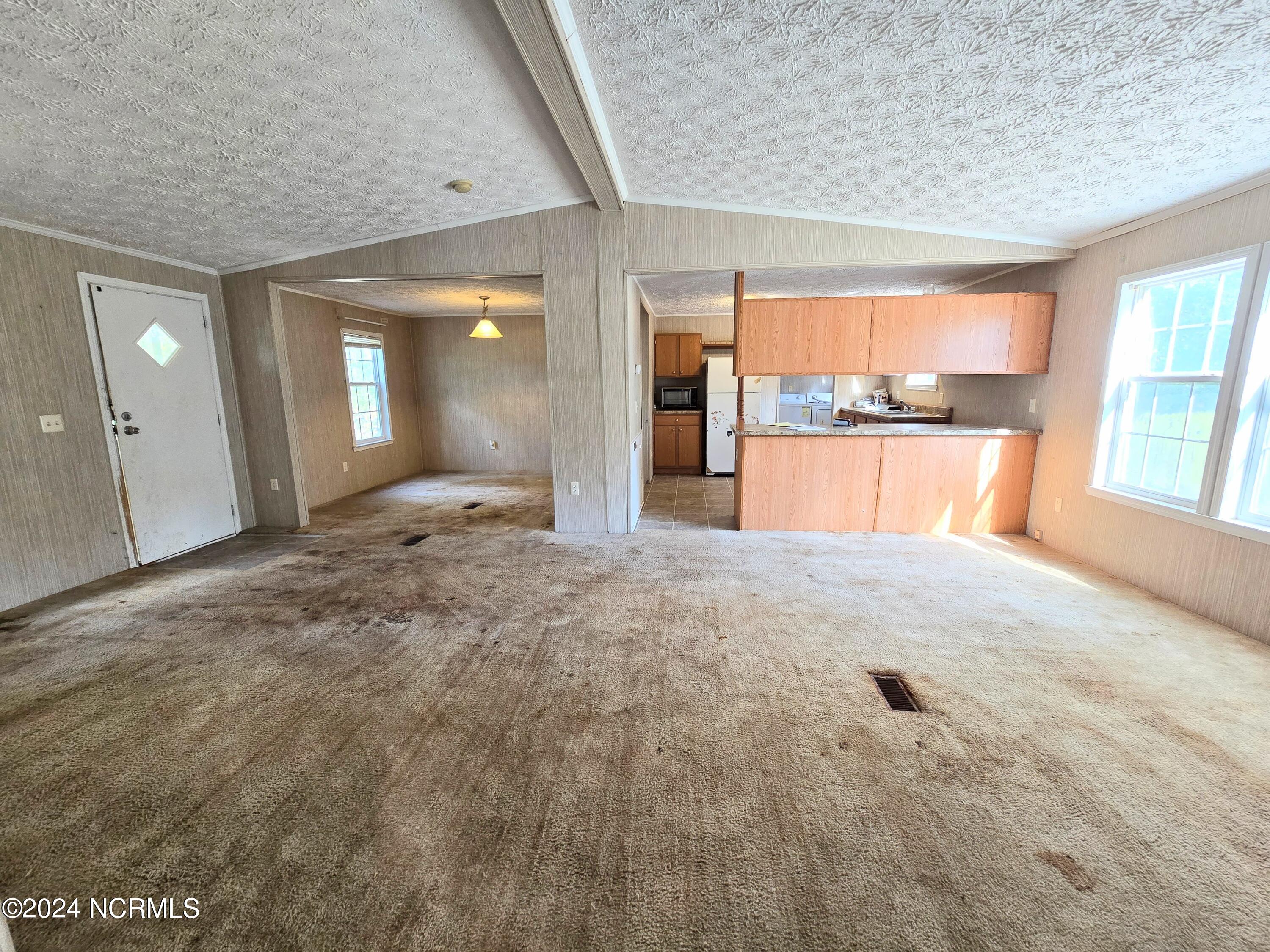 8161 Pireway Road Property Photo 26