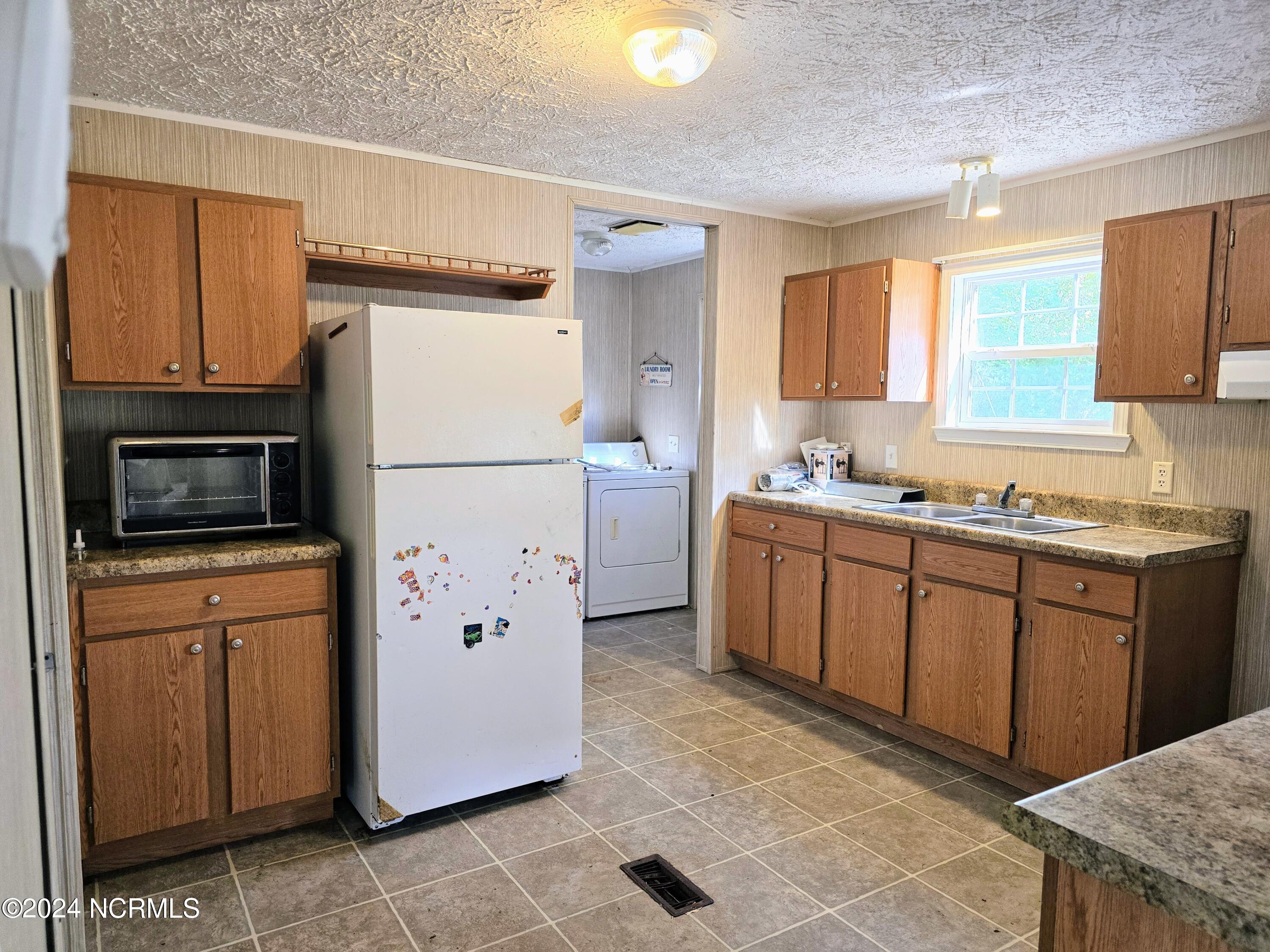 8161 Pireway Road Property Photo 29