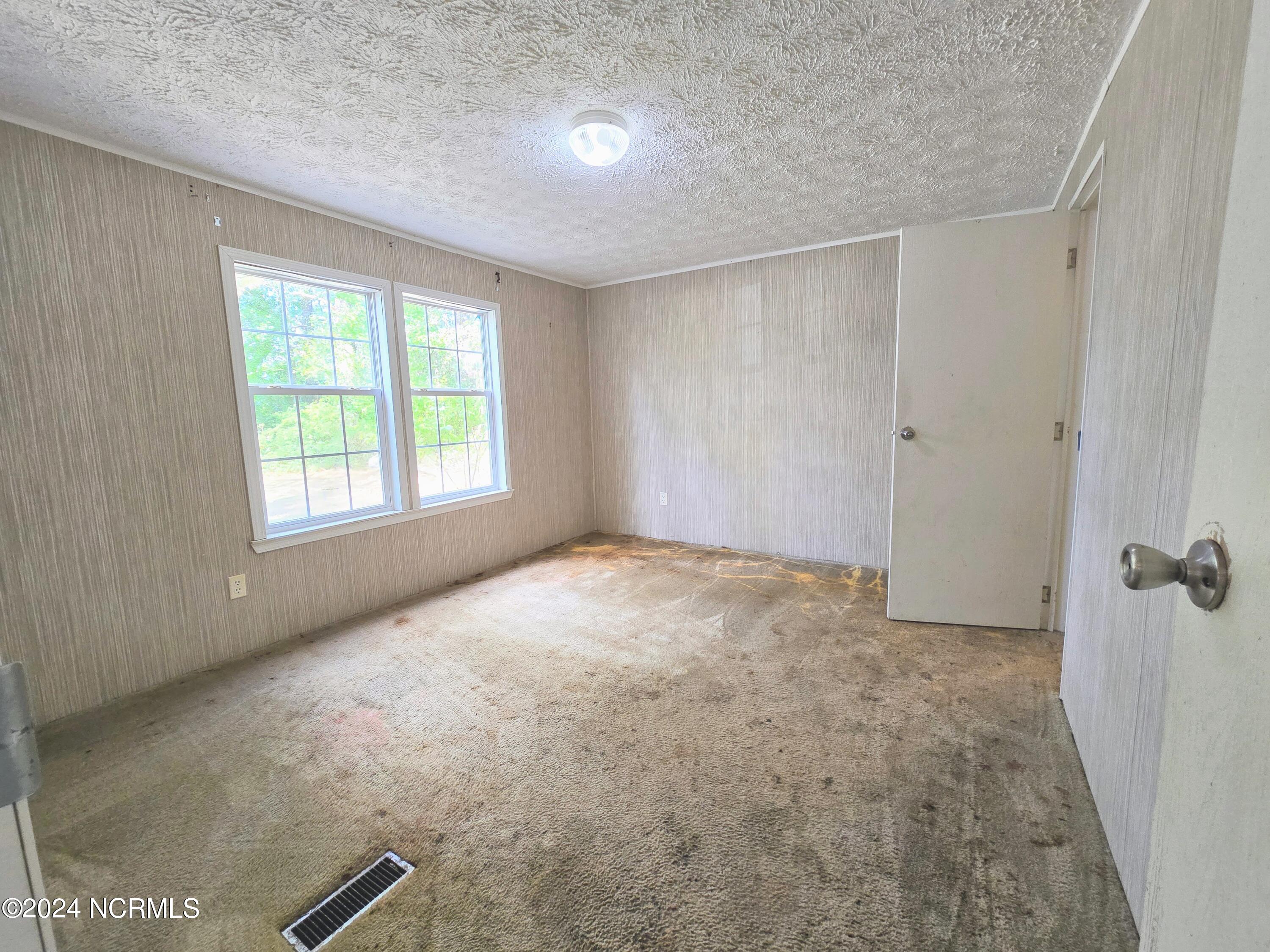 8161 Pireway Road Property Photo 37