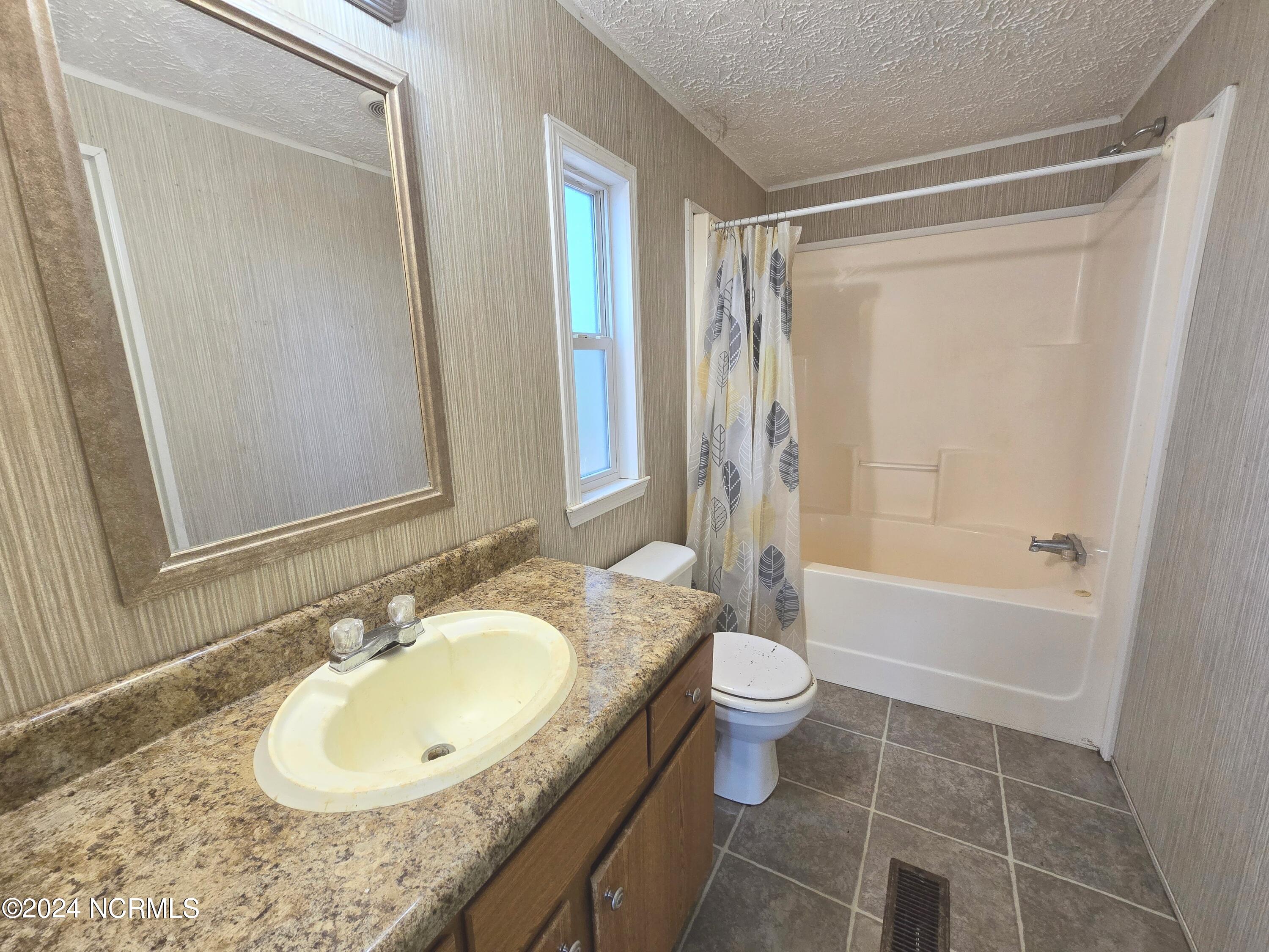 8161 Pireway Road Property Photo 40
