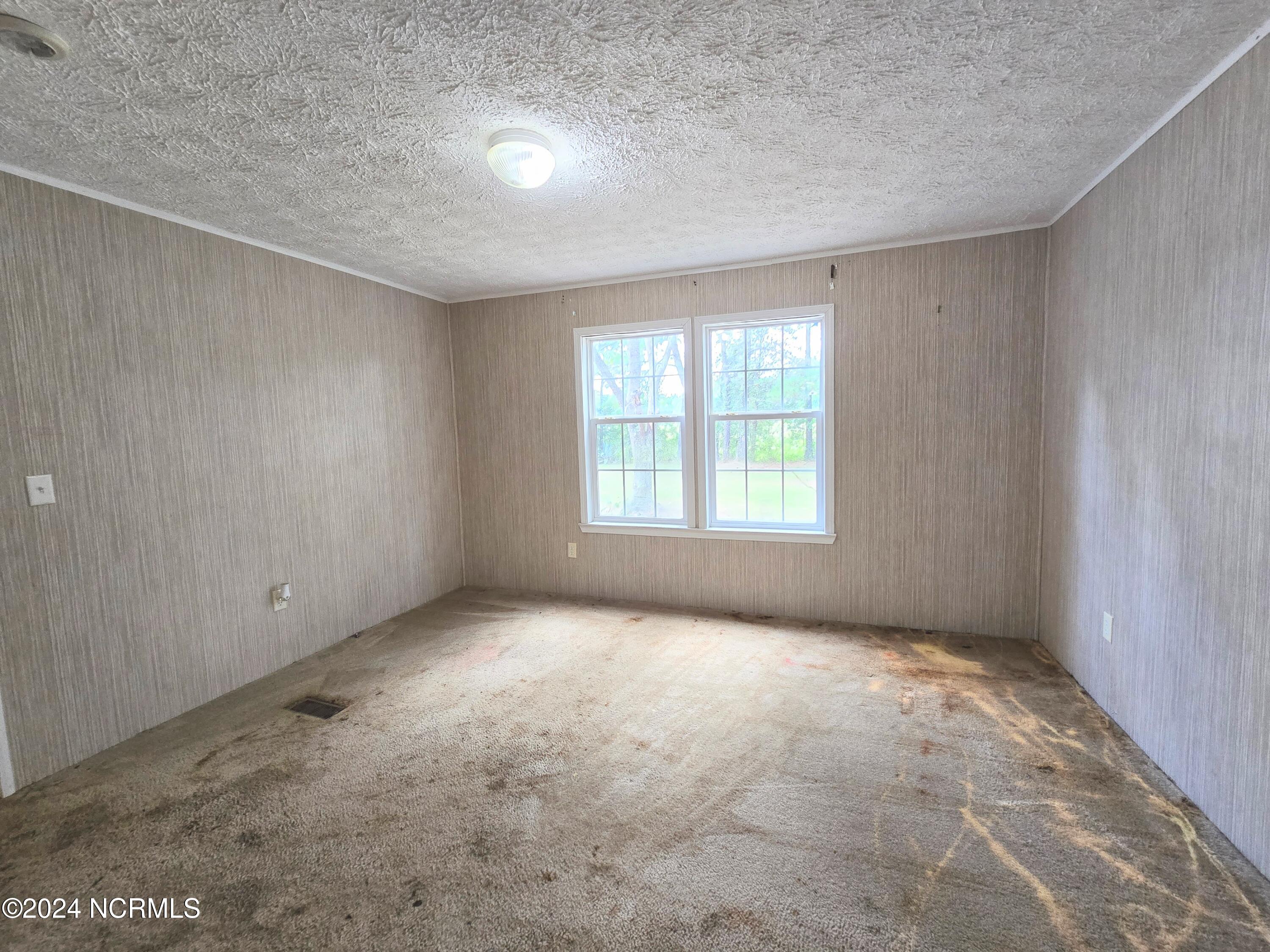 8161 Pireway Road Property Photo 41