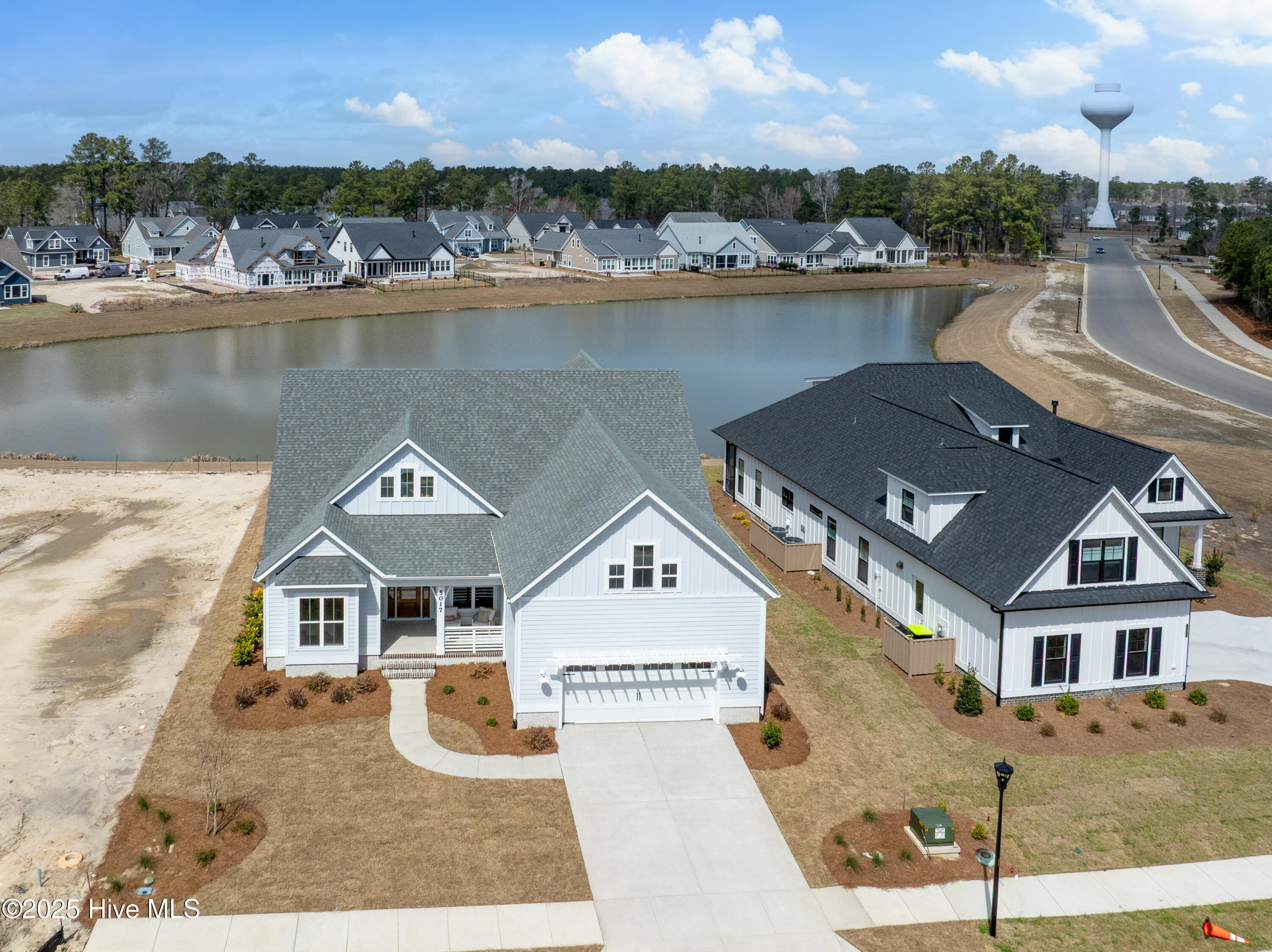 5017 Saltgrass Cove Property Photo 2