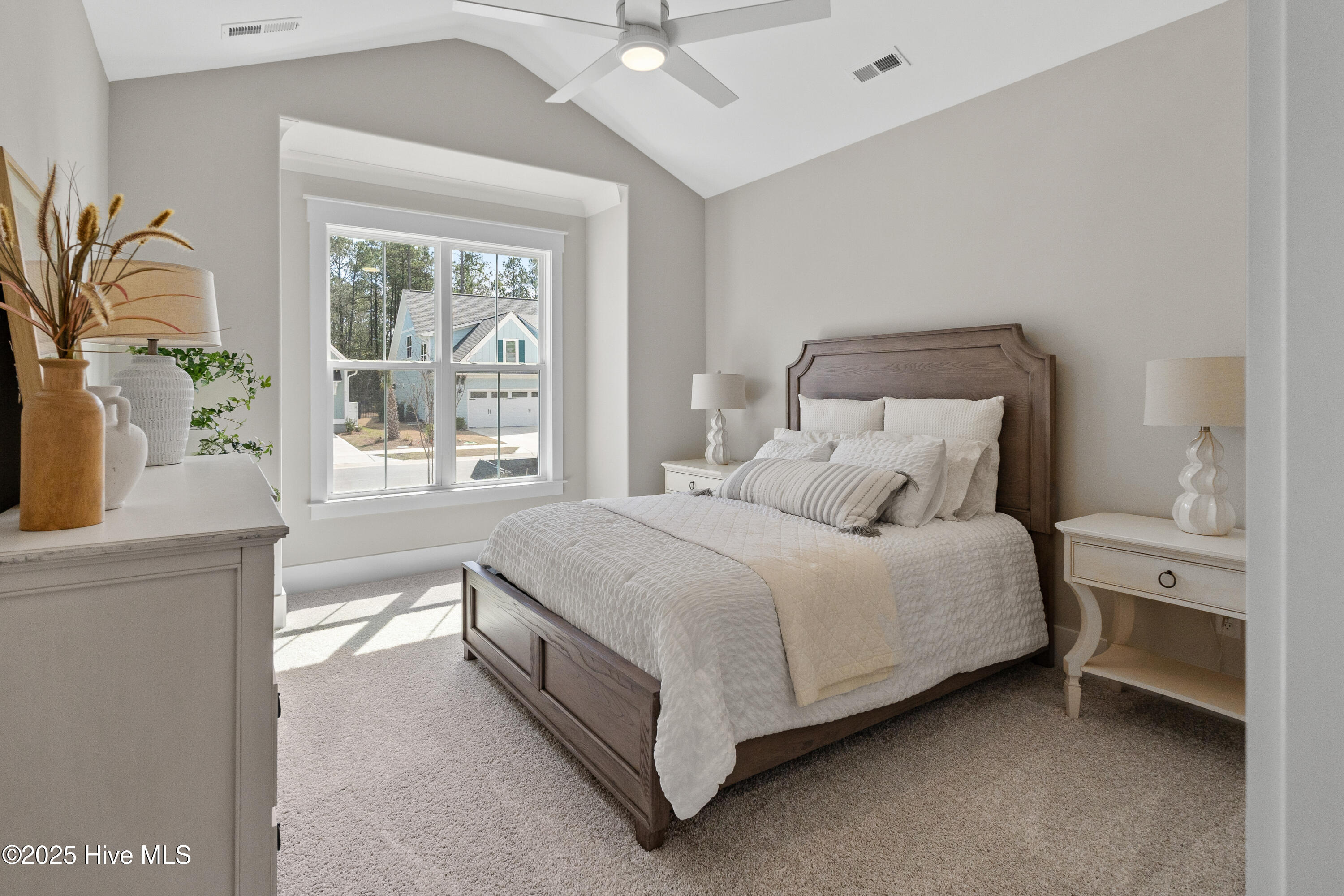 5017 Saltgrass Cove Property Photo 9