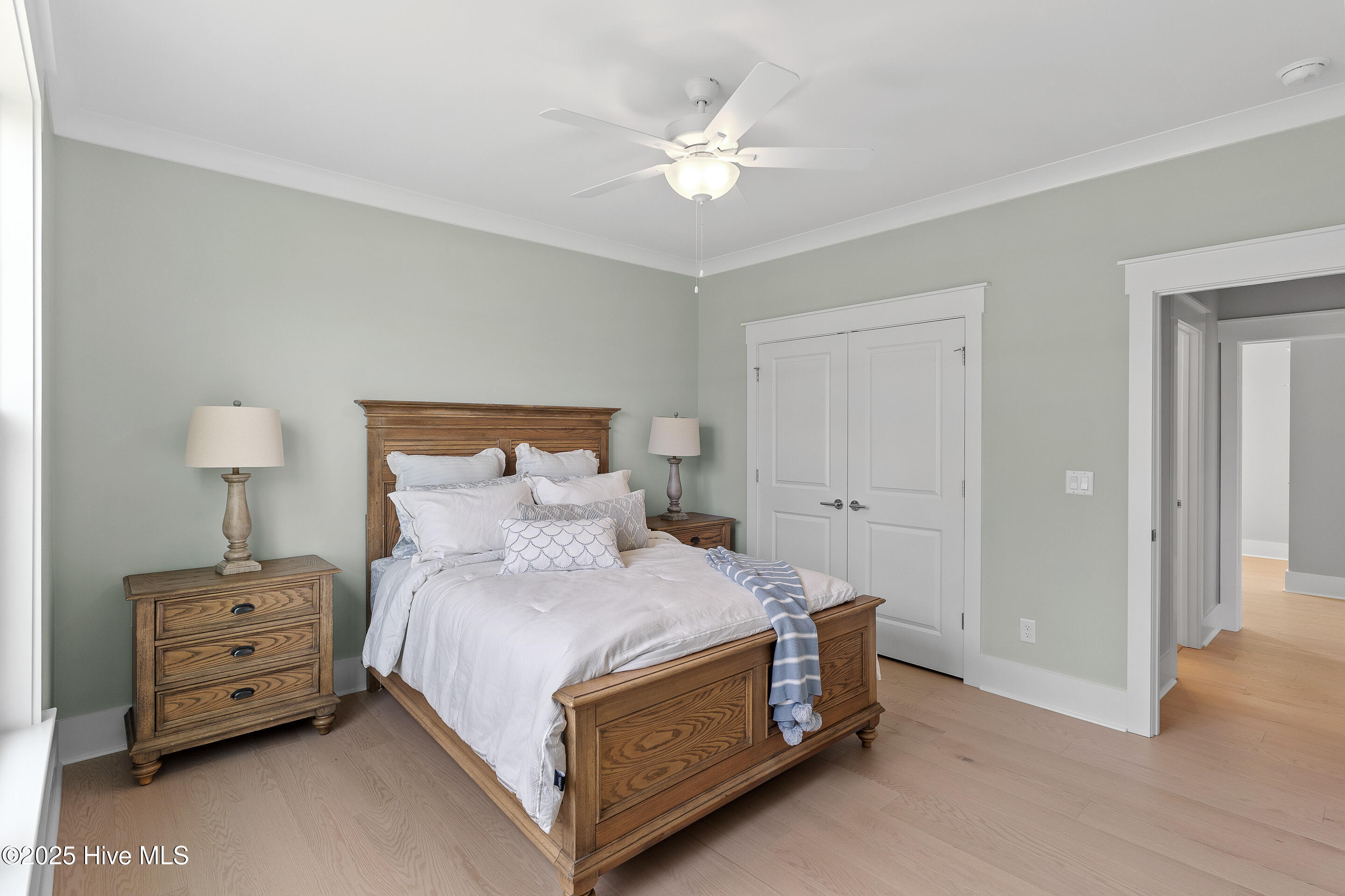 843 Meadowsweet Lane Property Photo 32