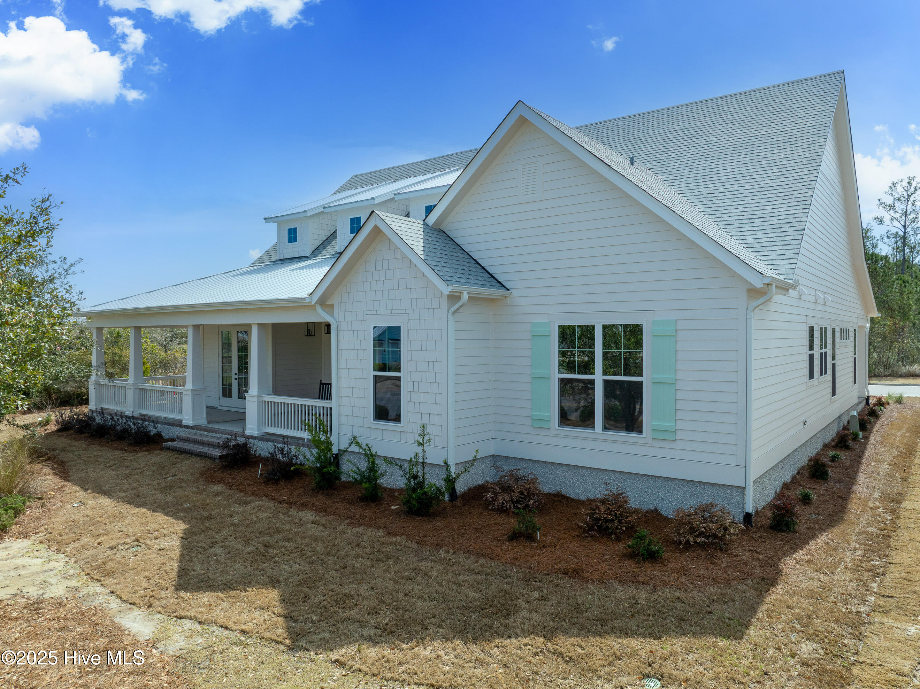 851 Meadowsweet Lane Property Photo 5