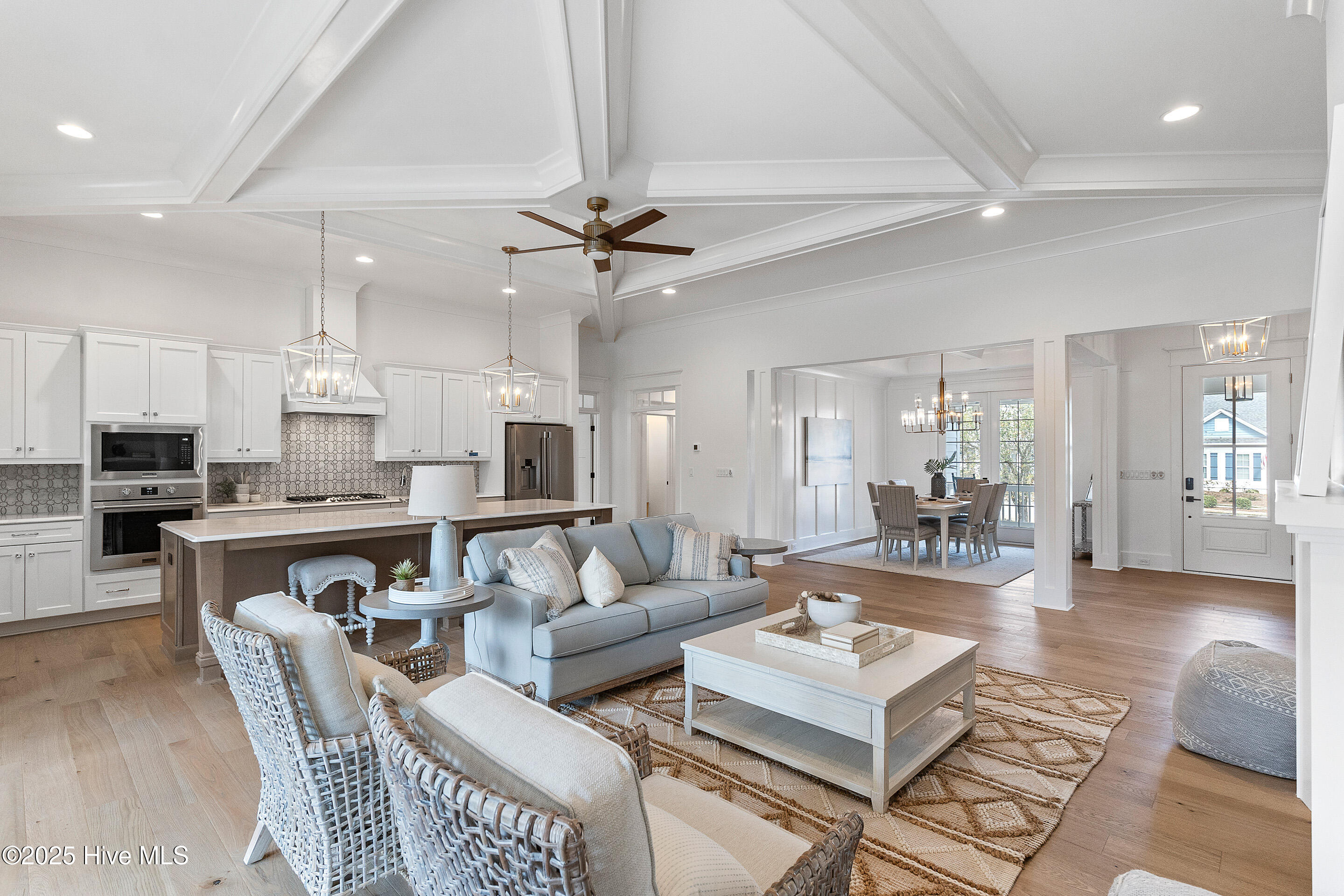 851 Meadowsweet Lane Property Photo 14