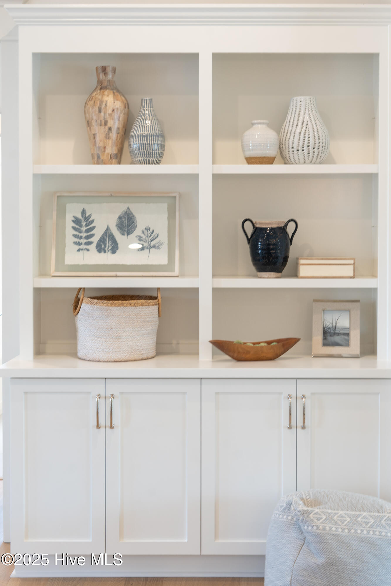 851 Meadowsweet Lane Property Photo 16