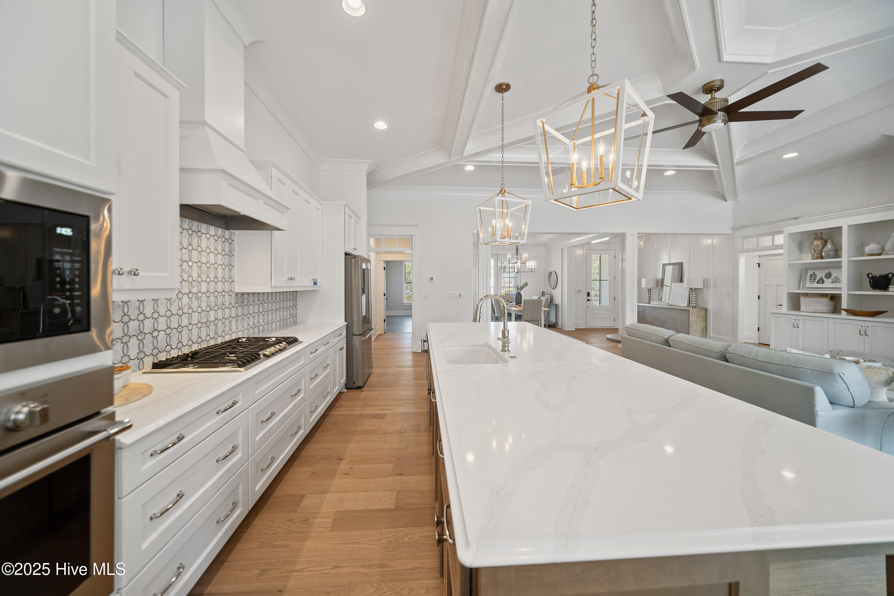 851 Meadowsweet Lane Property Photo 23