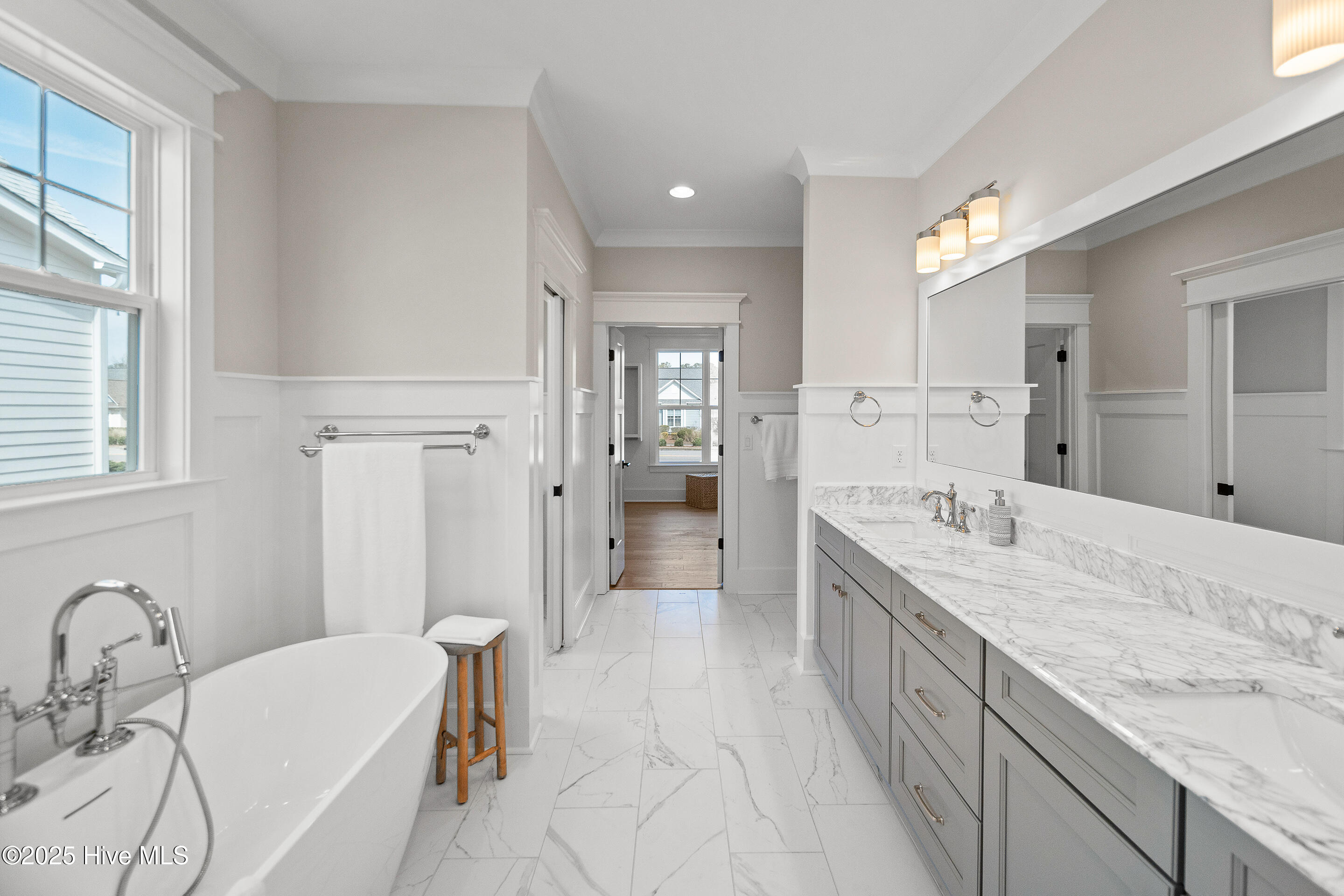 851 Meadowsweet Lane Property Photo 29