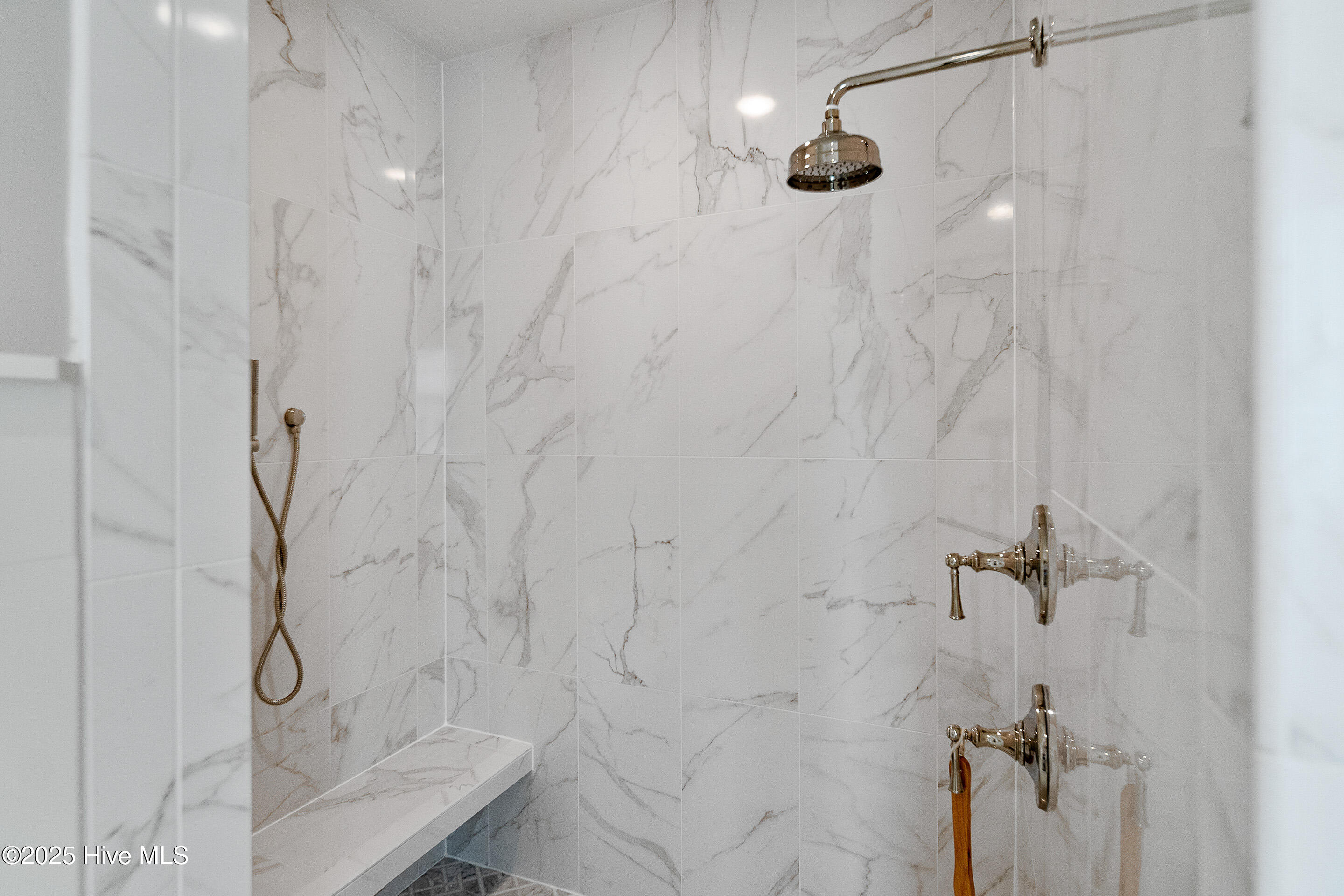 851 Meadowsweet Lane Property Photo 31