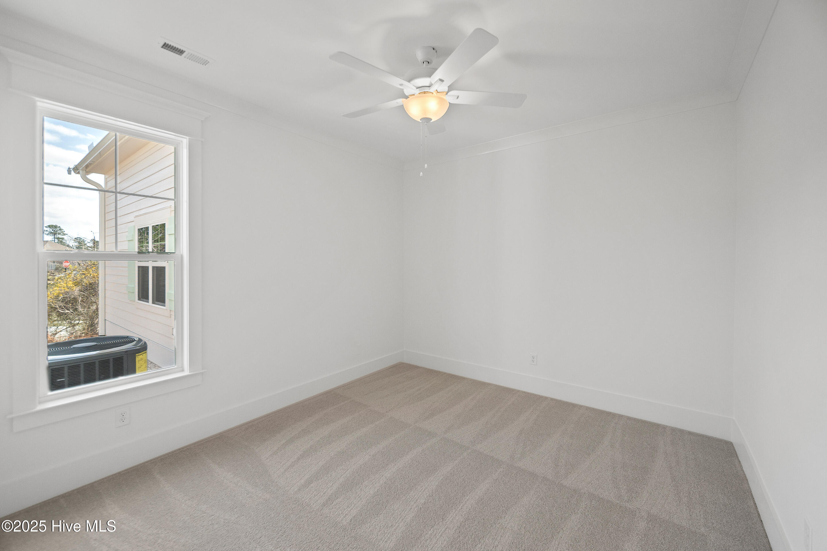 851 Meadowsweet Lane Property Photo 38