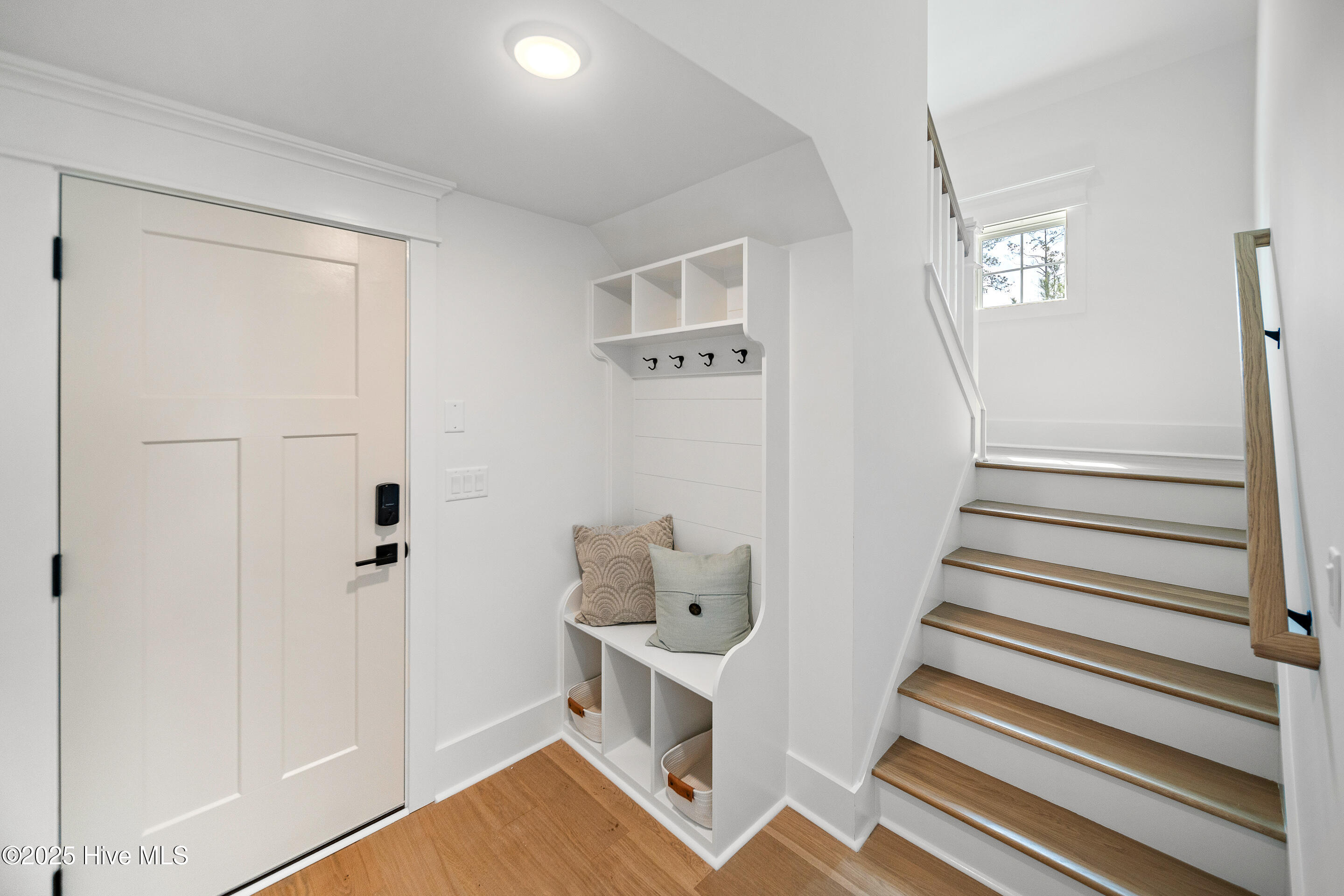 851 Meadowsweet Lane Property Photo 42