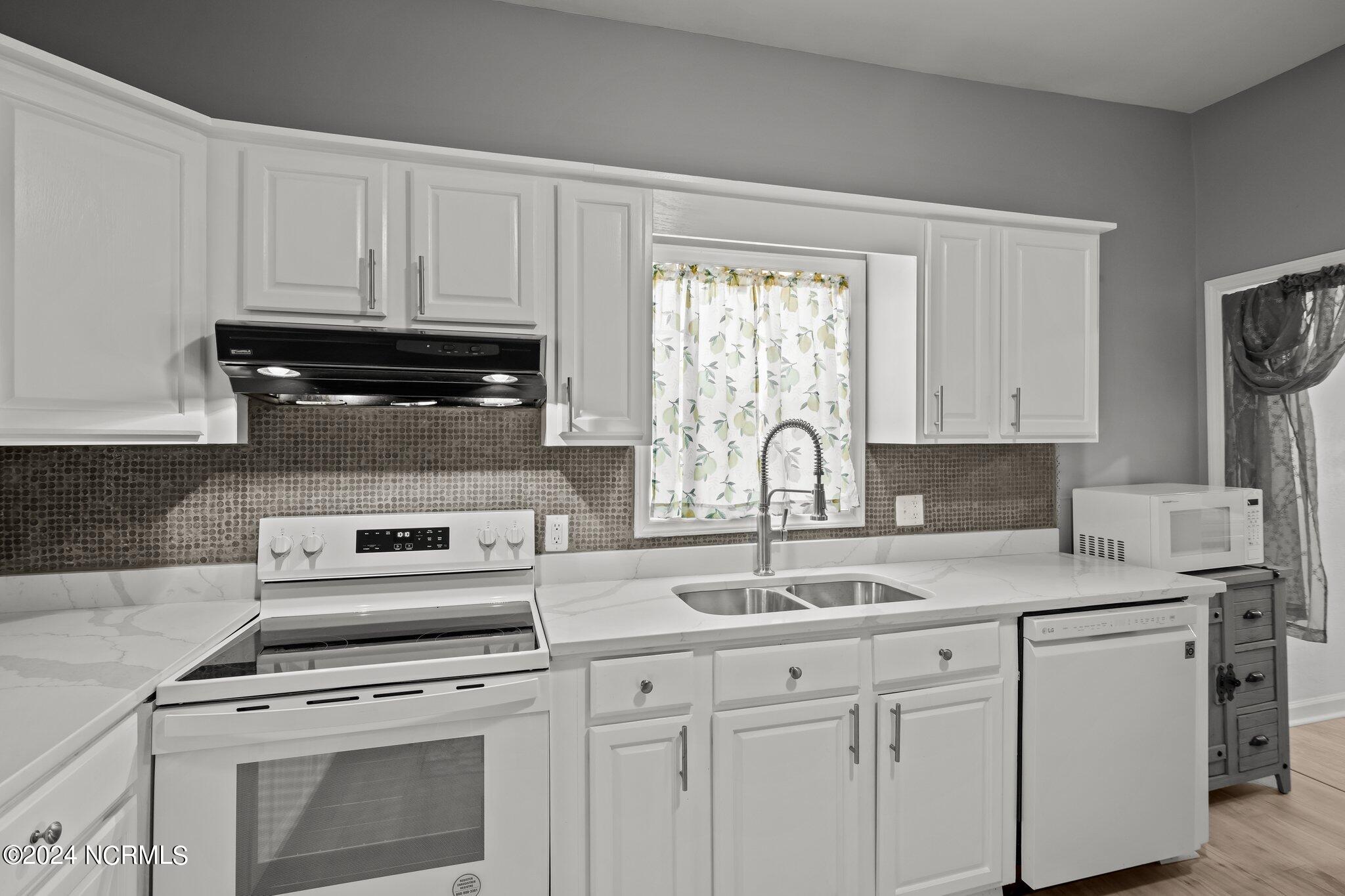 110 N Church Street Property Photo 17