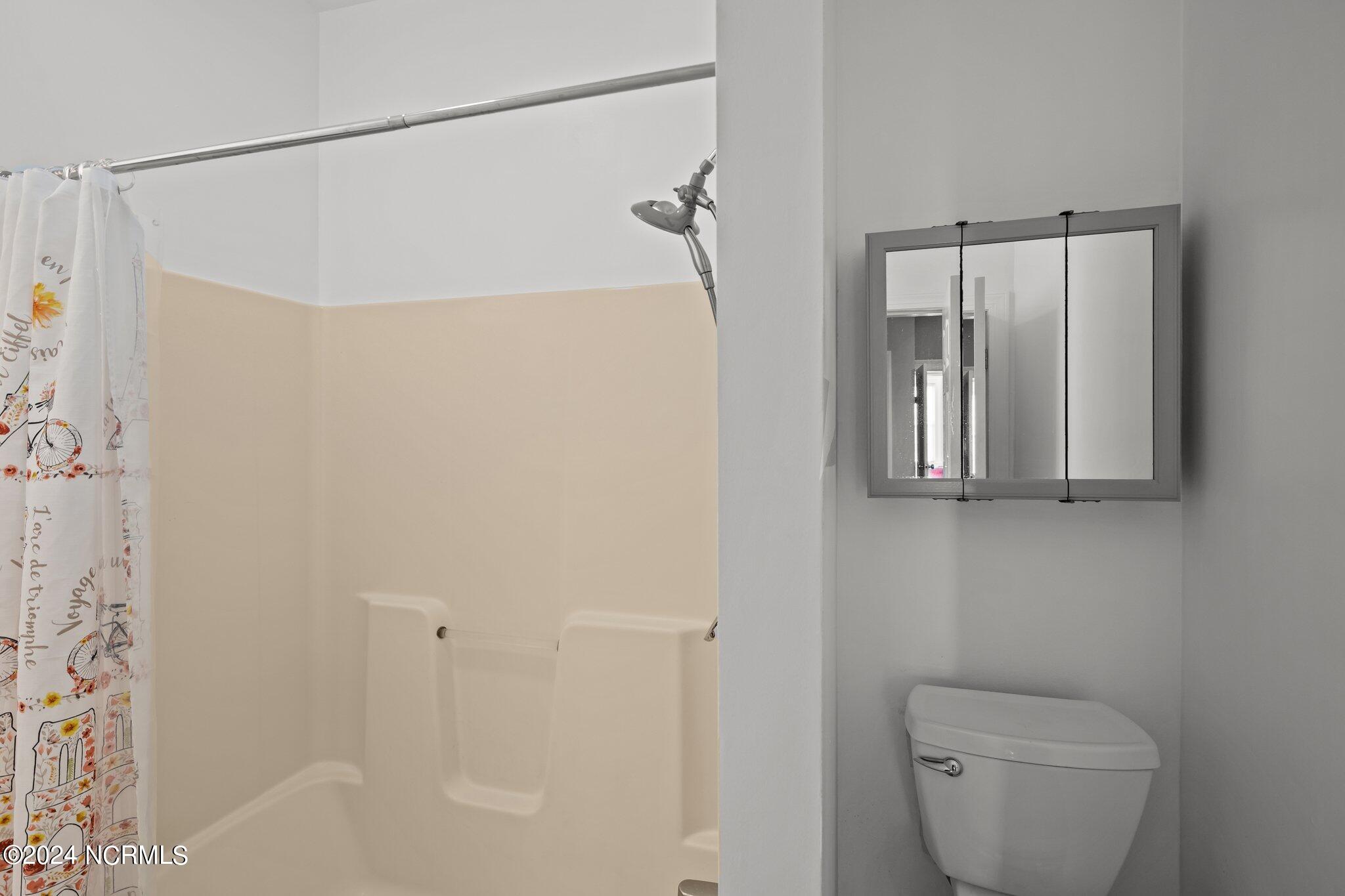 110 N Church Street Property Photo 27