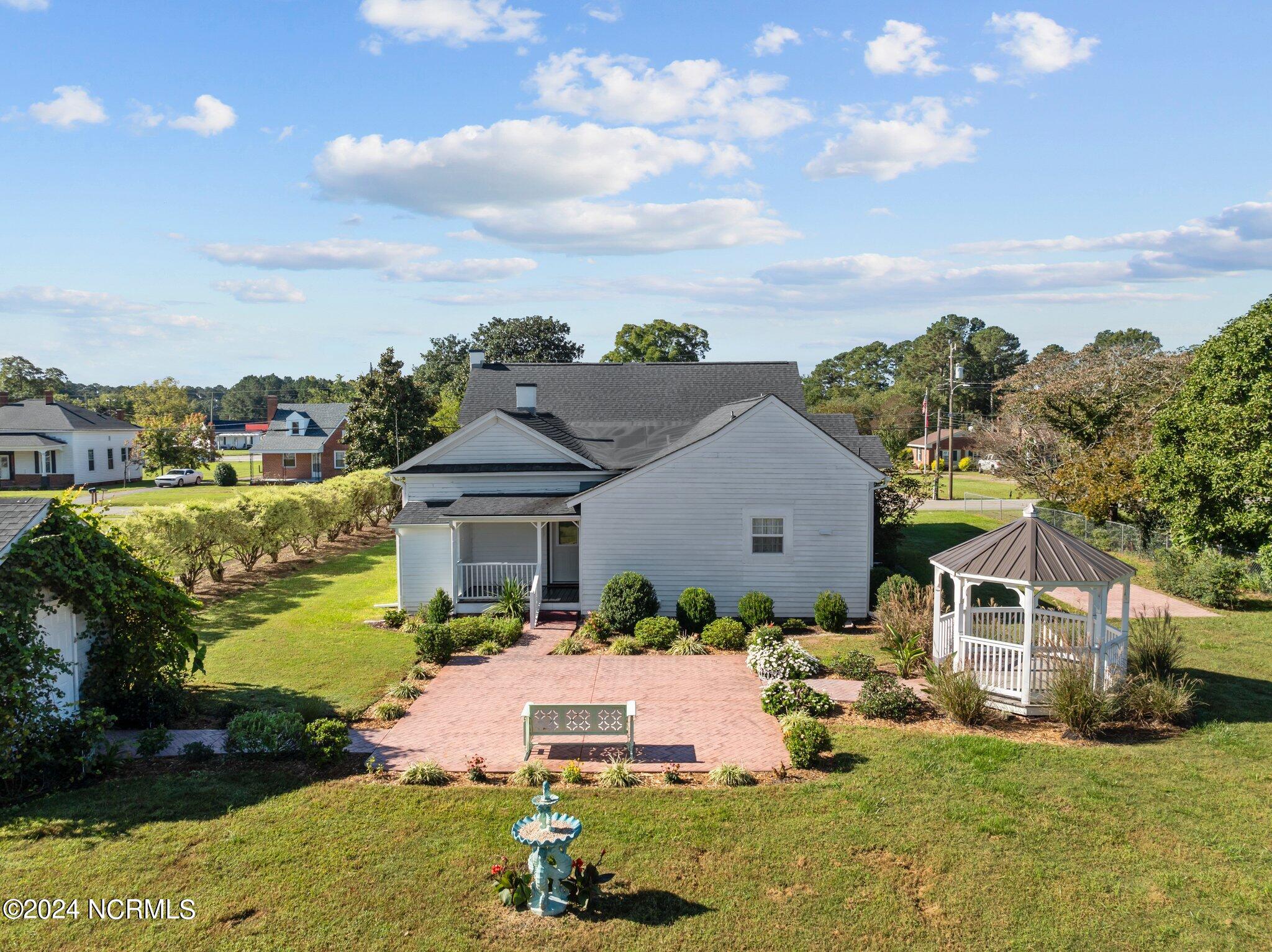 110 N Church Street Property Photo 45