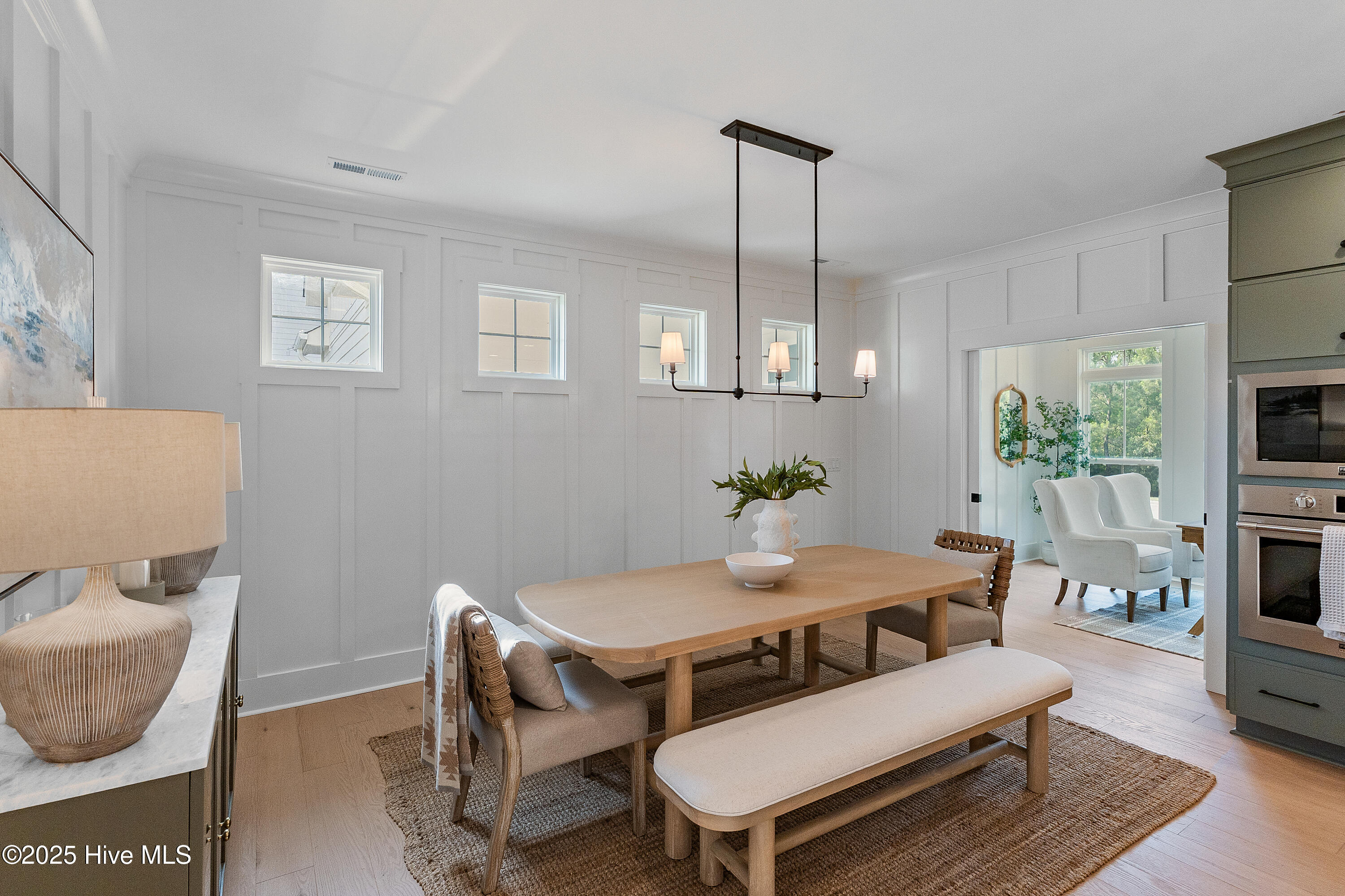 835 Meadowsweet Lane Property Photo 16