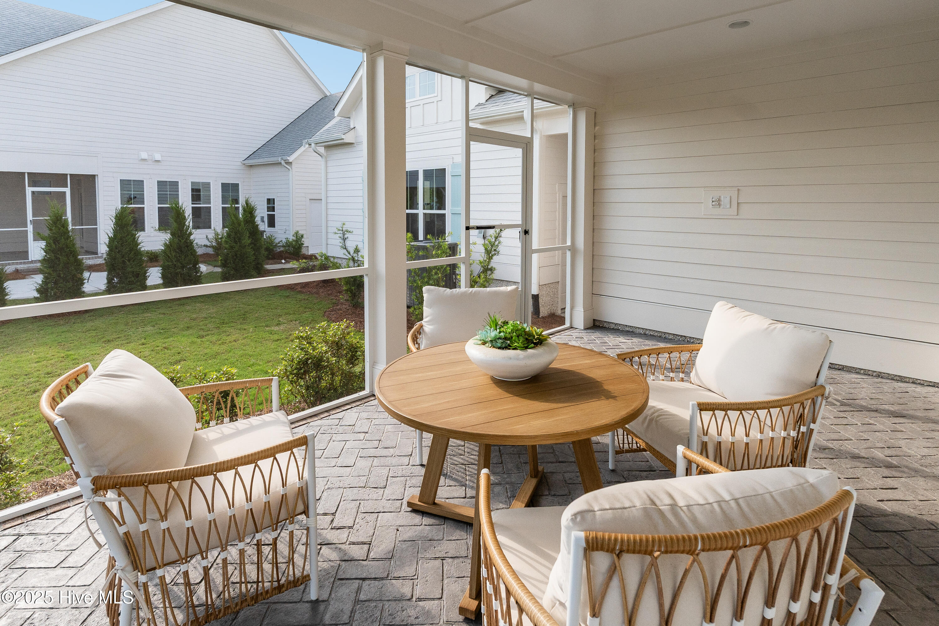 835 Meadowsweet Lane Property Photo 21