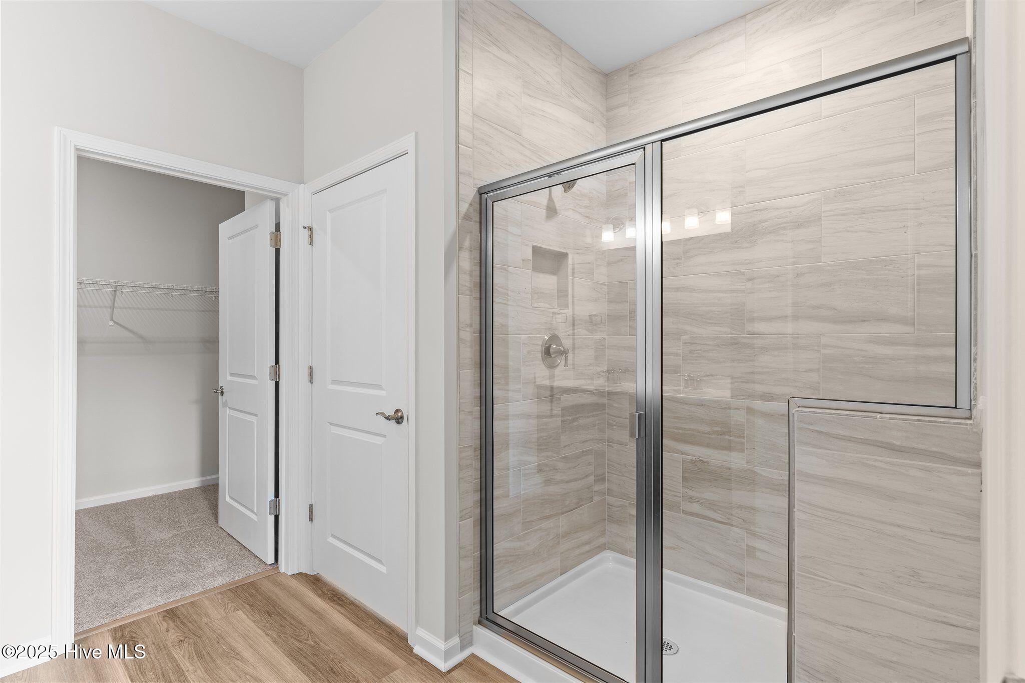 619 Ashvale Lane Property Photo 9