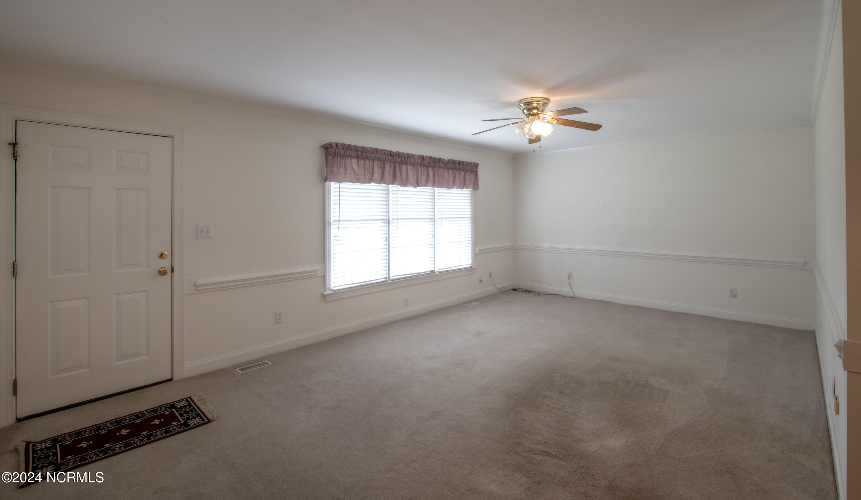 7724 Us Hwy 264a Property Photo 3