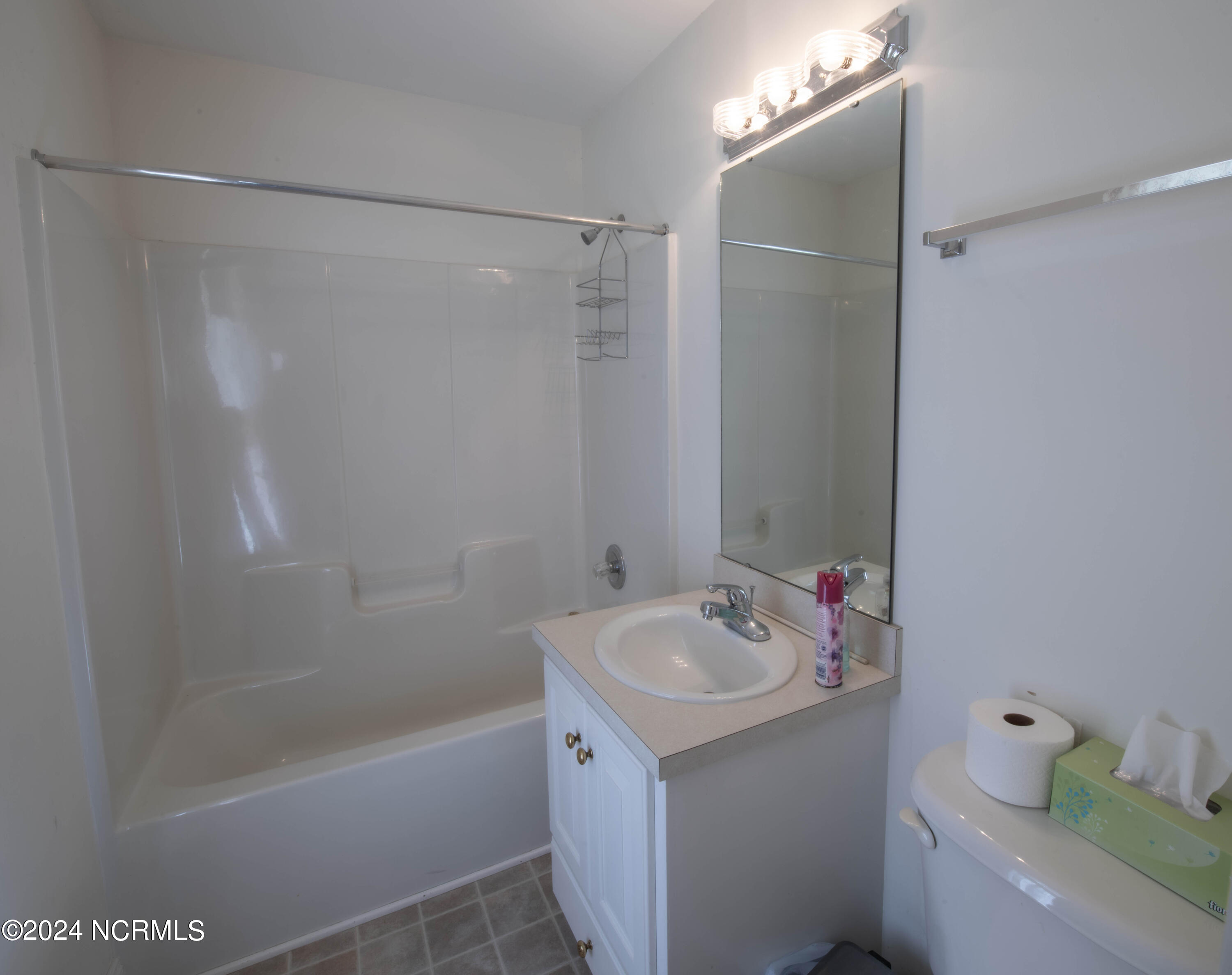 7724 Us Hwy 264a Property Photo 7