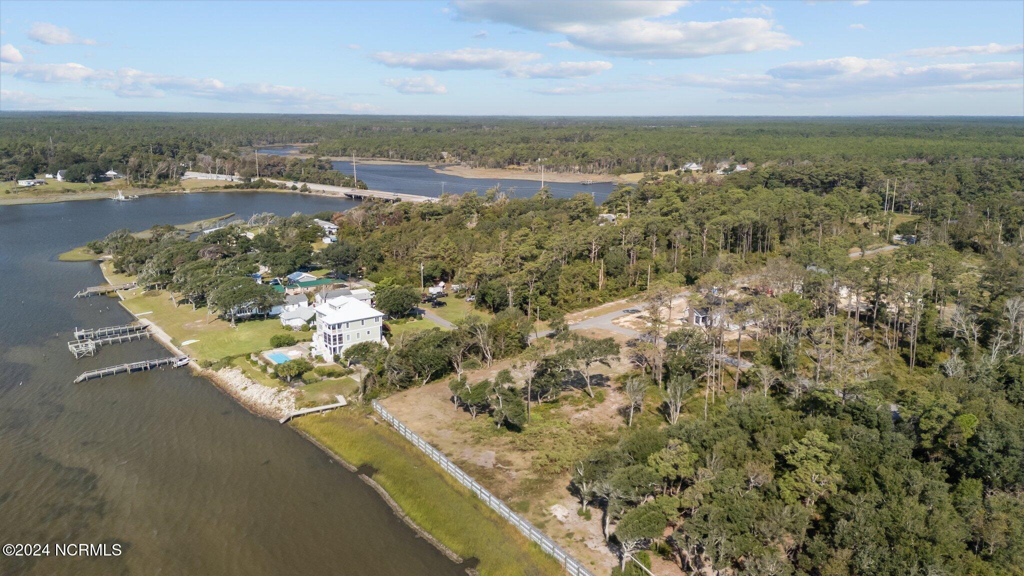 104 Gales Landing Property Photo 7
