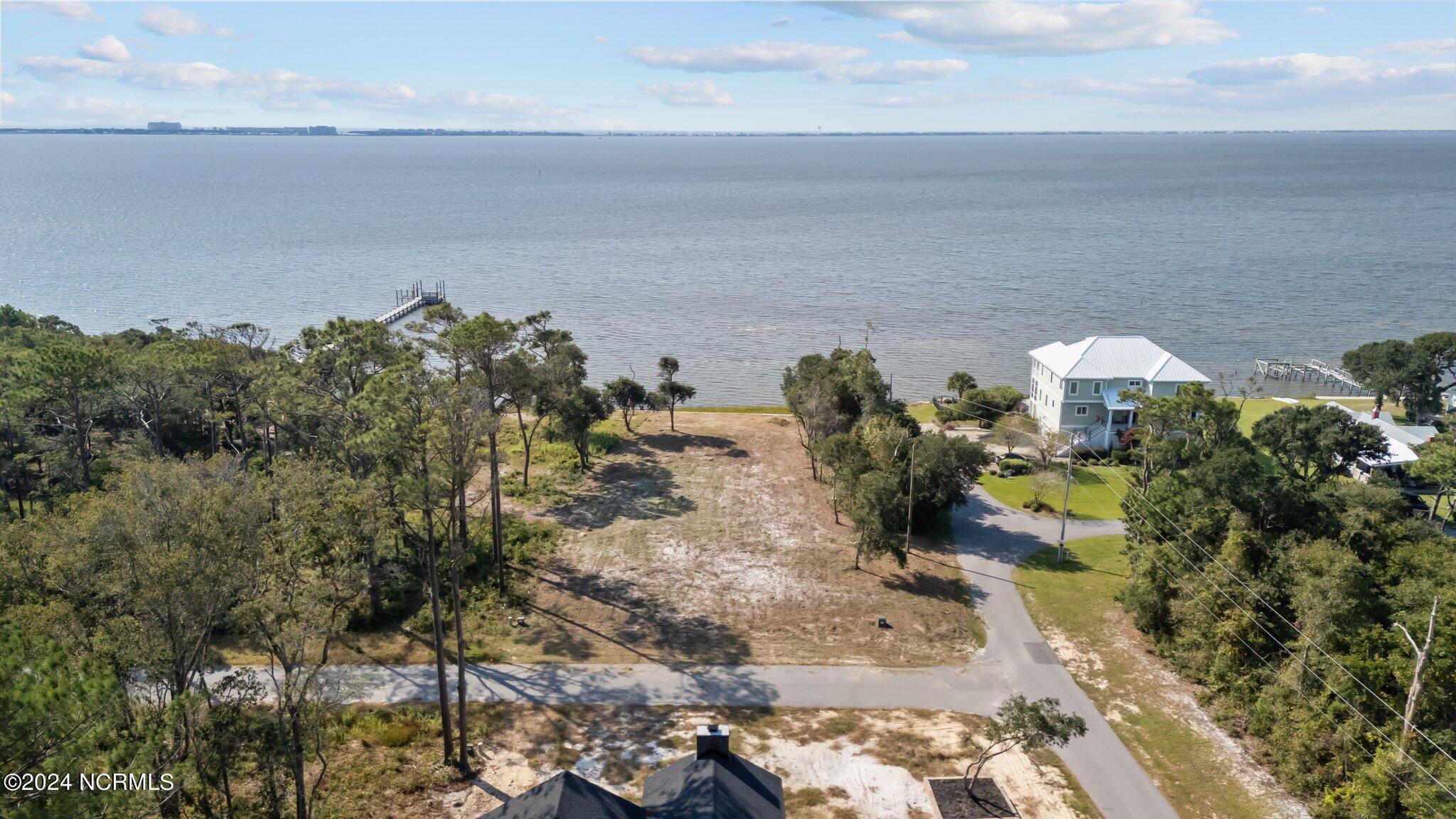 104 Gales Landing Property Photo 9