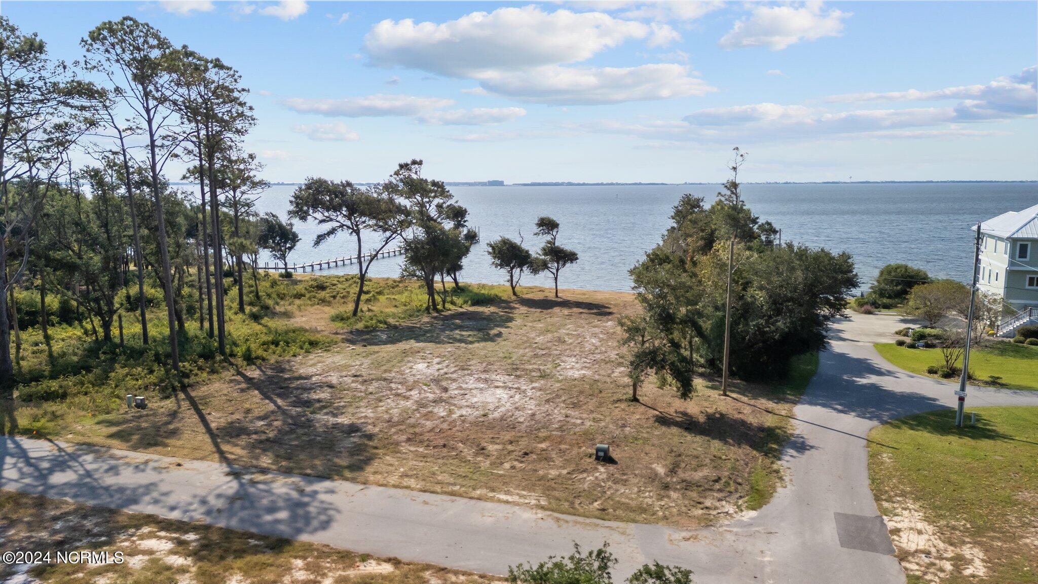 104 Gales Landing Property Photo 10