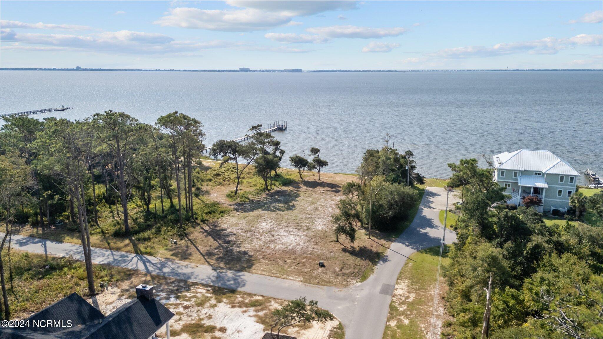 104 Gales Landing Property Photo 11